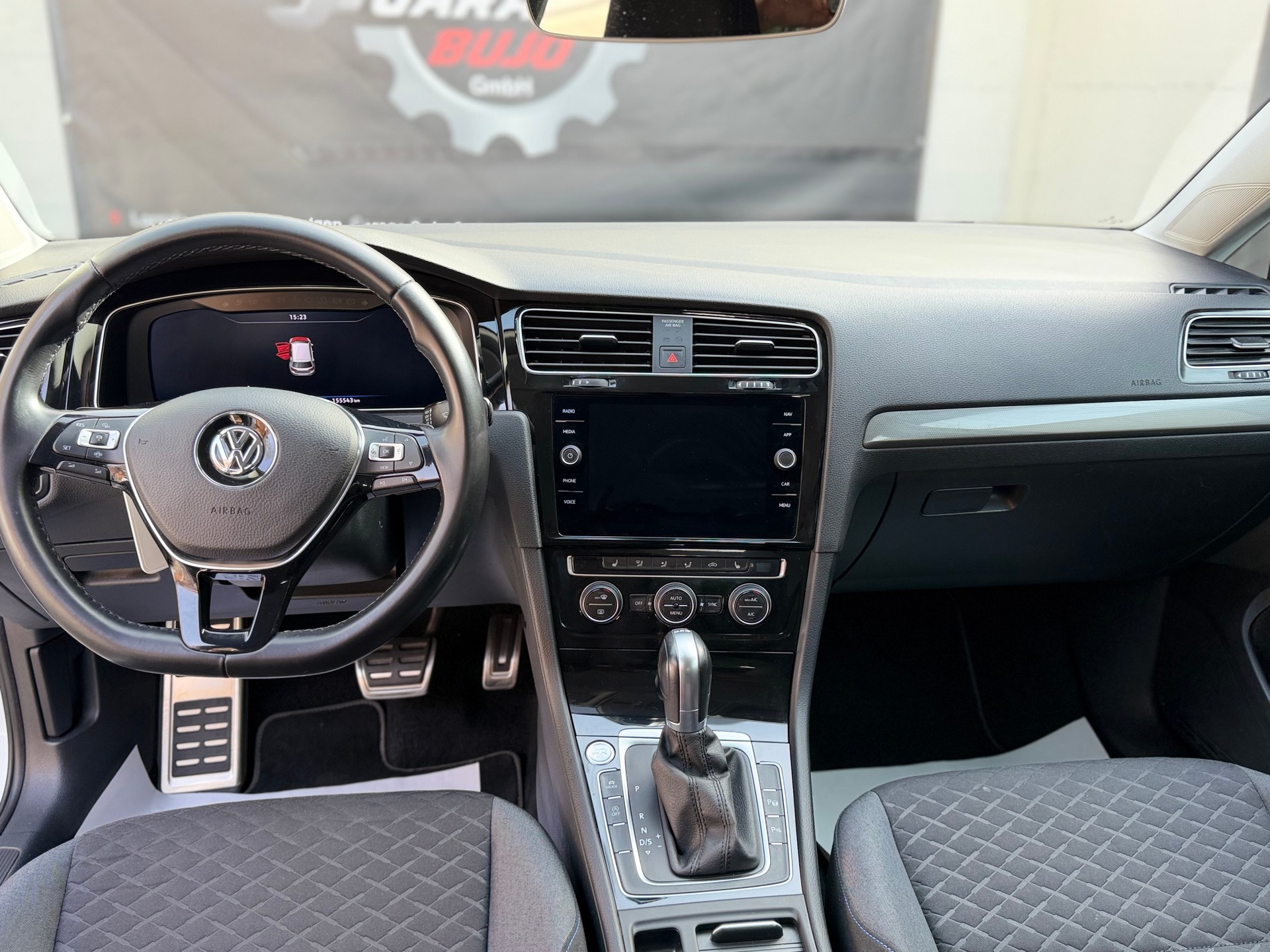 VW Golf 1.5 TSI EVO Comfortline DSG-image-17