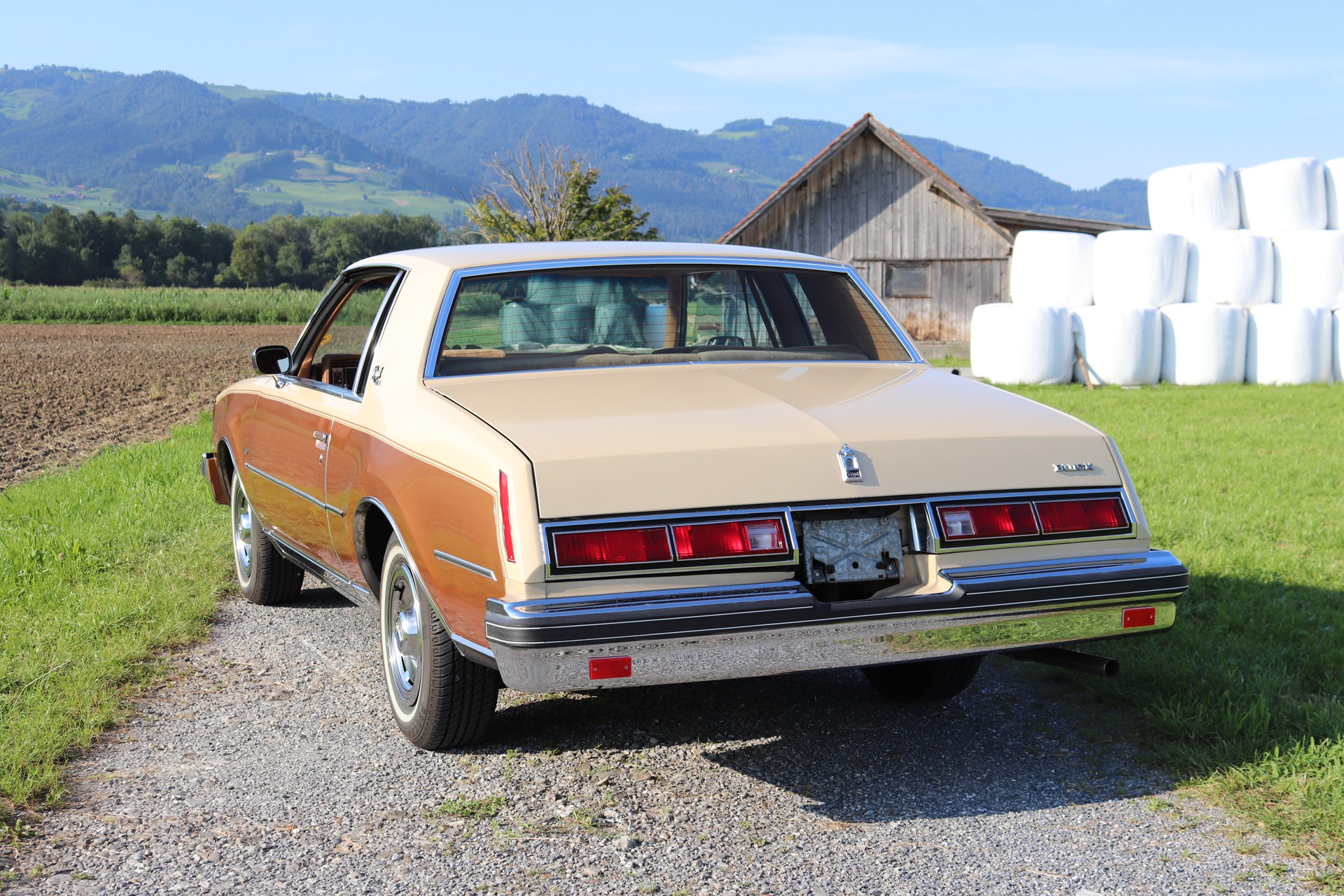 BUICK REGAL-image-0