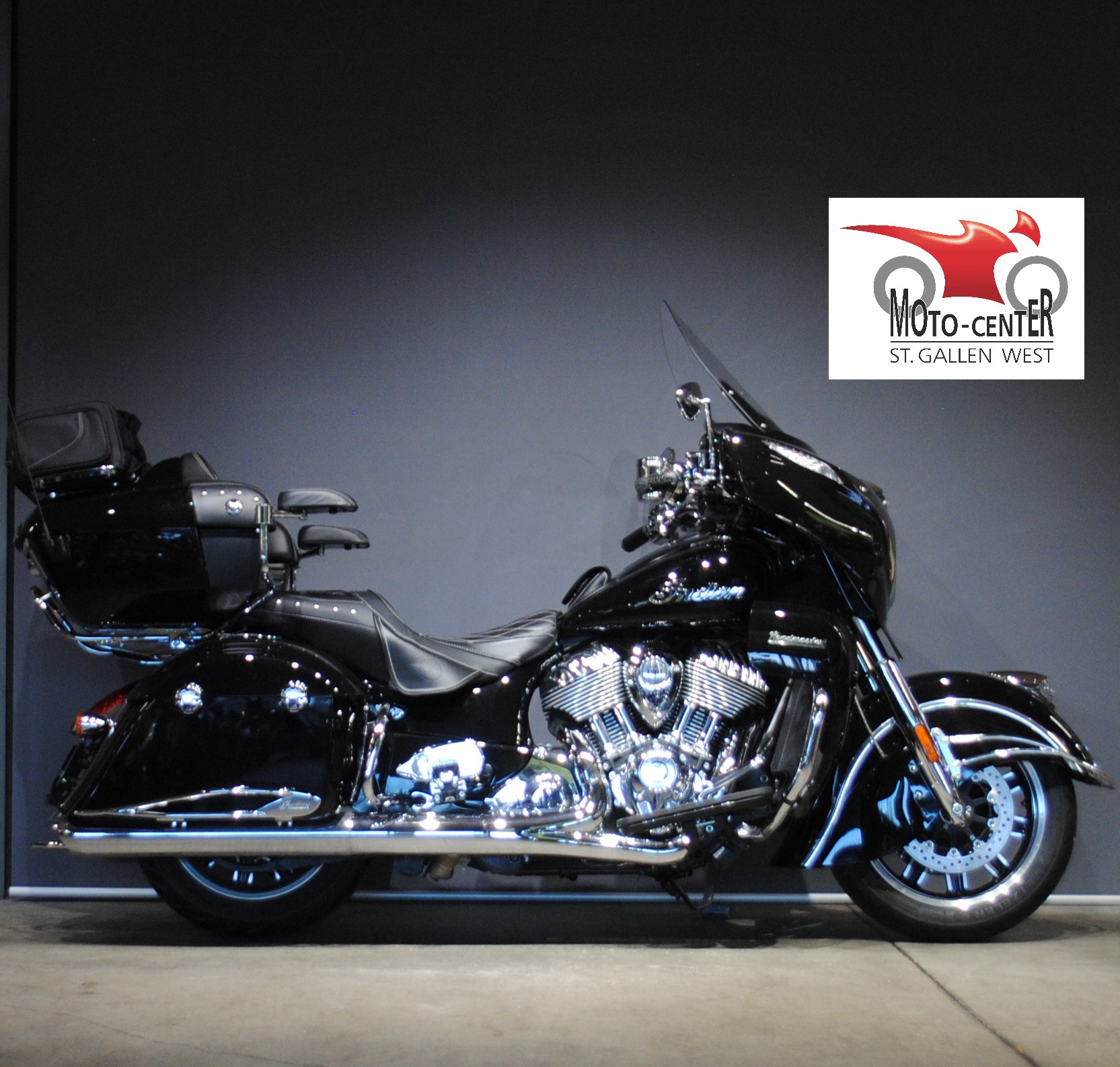 INDIAN Roadmaster-showroom-element-1