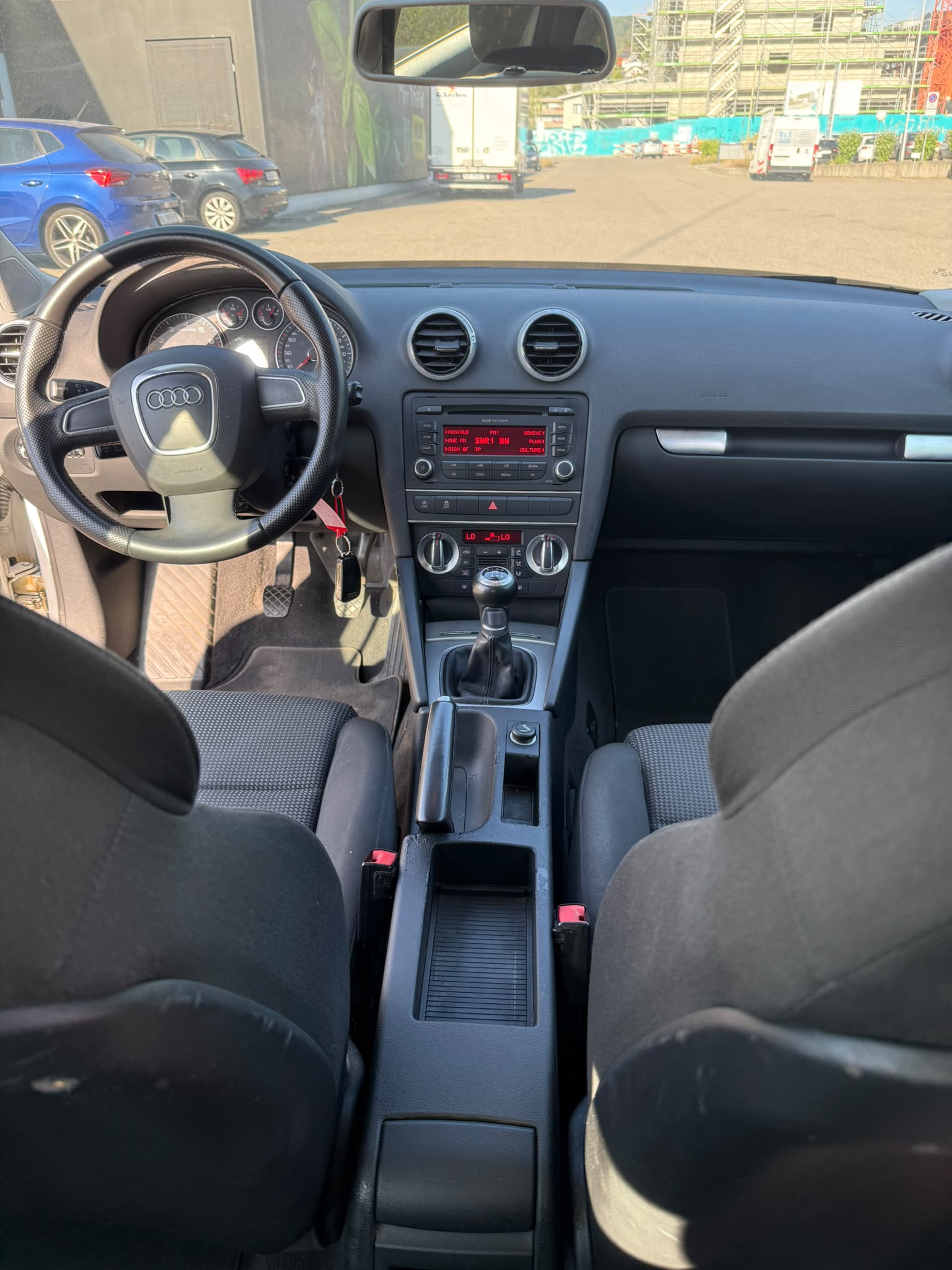 AUDI A3 Sportback 1.4 TFSI Ambition-image-6