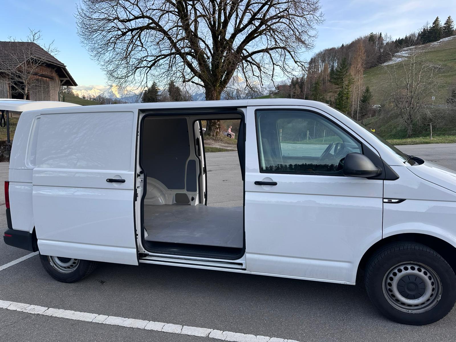 VW T6 2.0 TDI-image-0