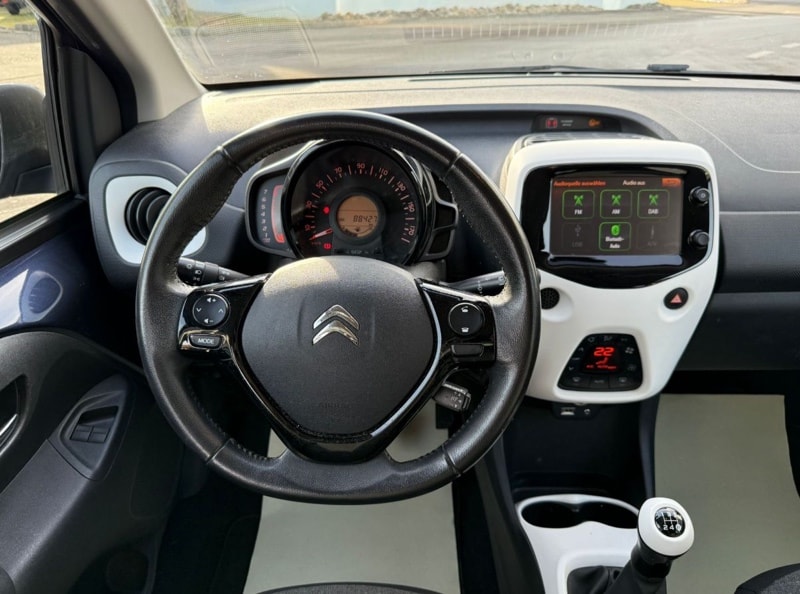 CITROEN C1 1.2 VTi Feel Edition-image-6