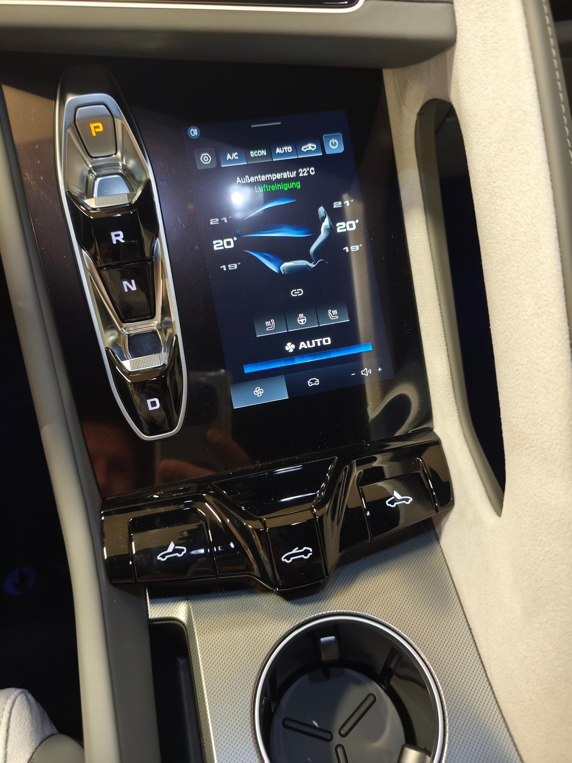 MG Cyberster 77kWh 4WD-image-14