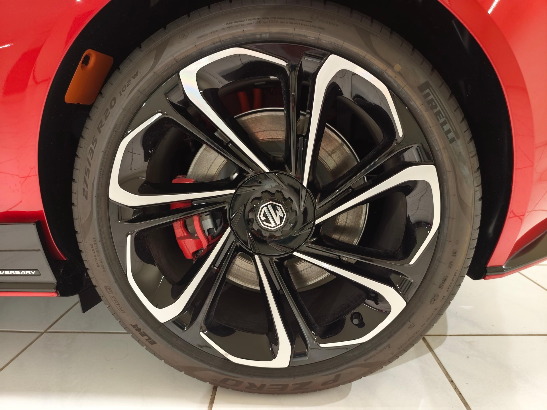 MG Cyberster 77kWh 4WD-image-10