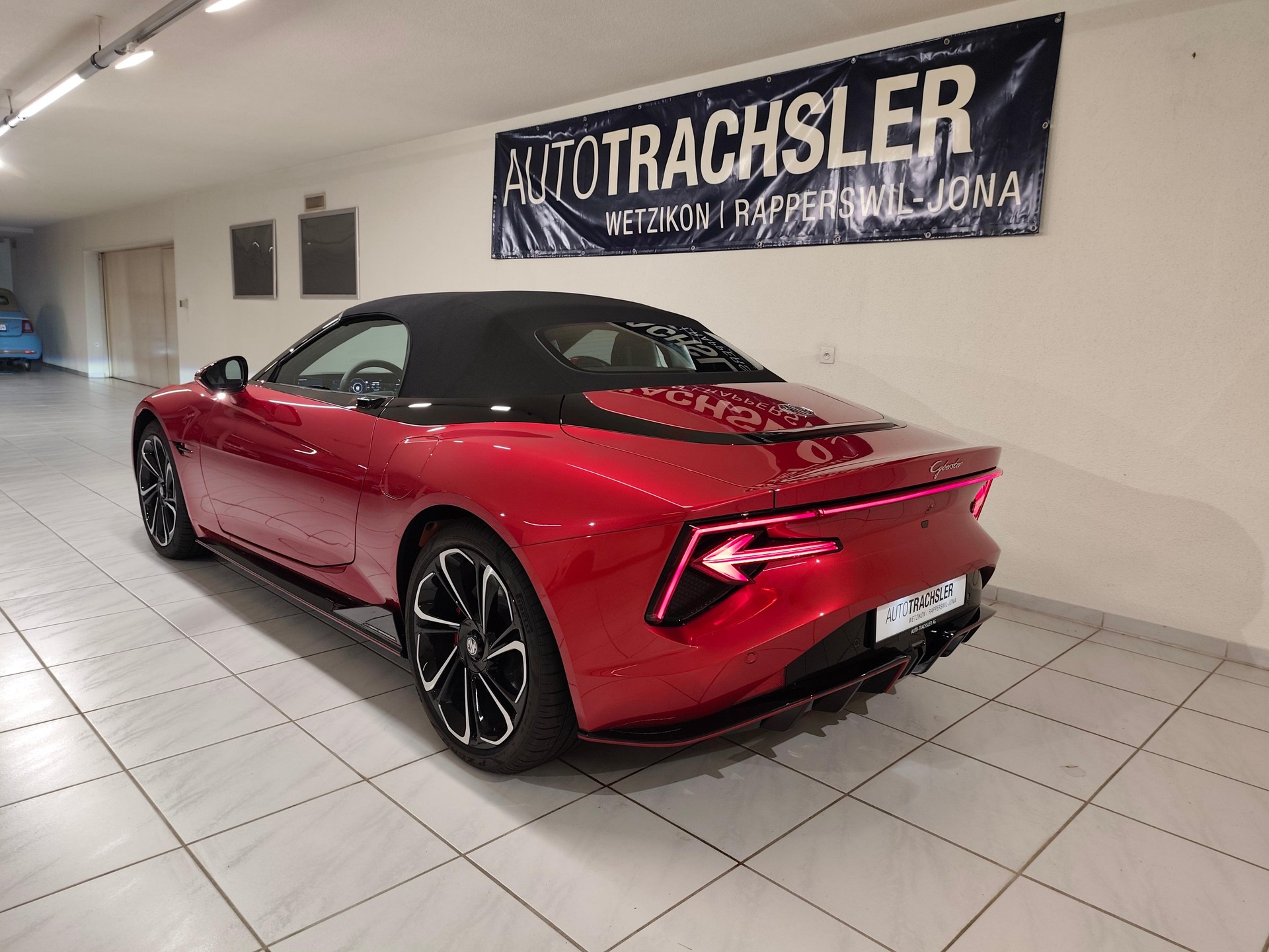 MG Cyberster 77kWh 4WD-image-6