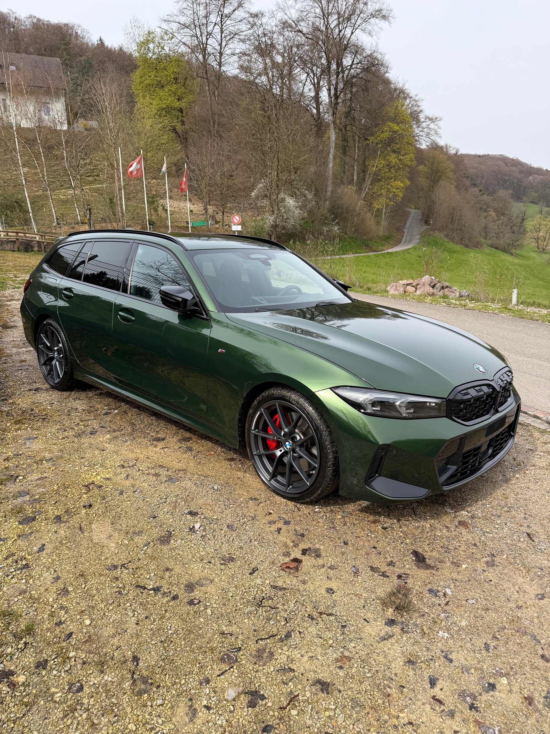 BMW M340i xDrive 48V Touring Steptronic M Sport Pro-image-0