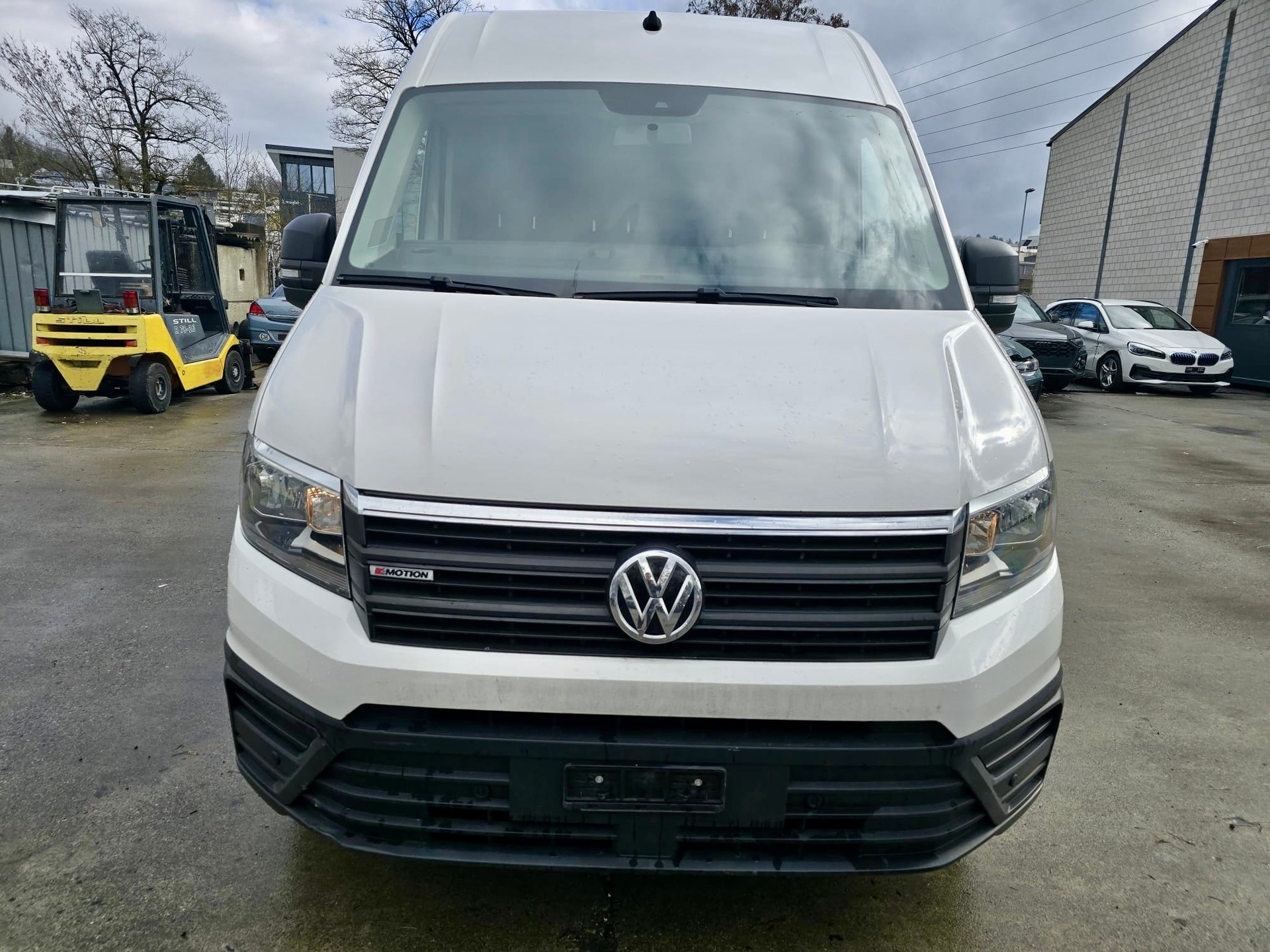 VW Crafter 35 2.0 TDI L4 4Motion-image-4