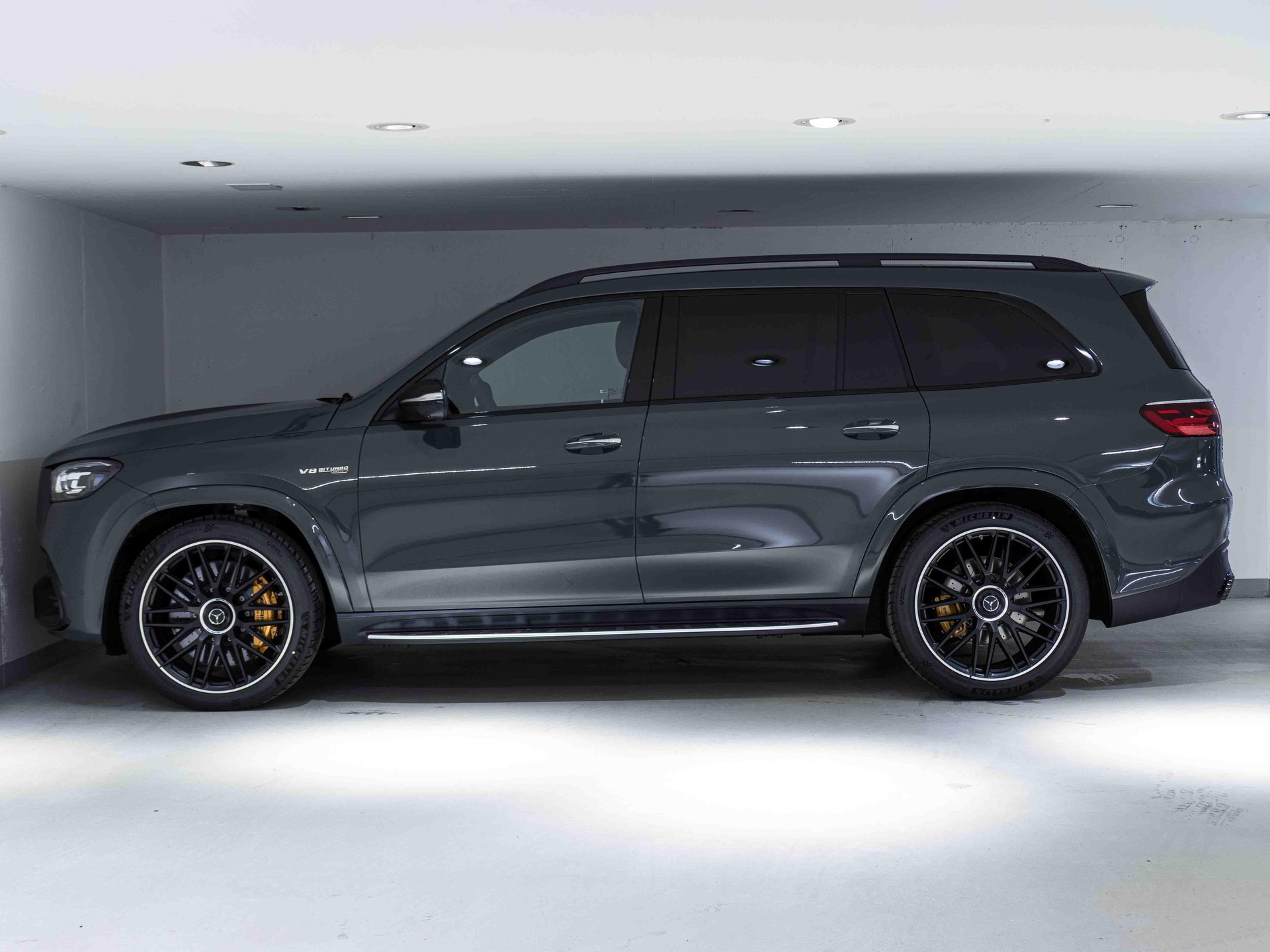 MERCEDES-BENZ GLS 63 AMG 4MATIC+-image-4
