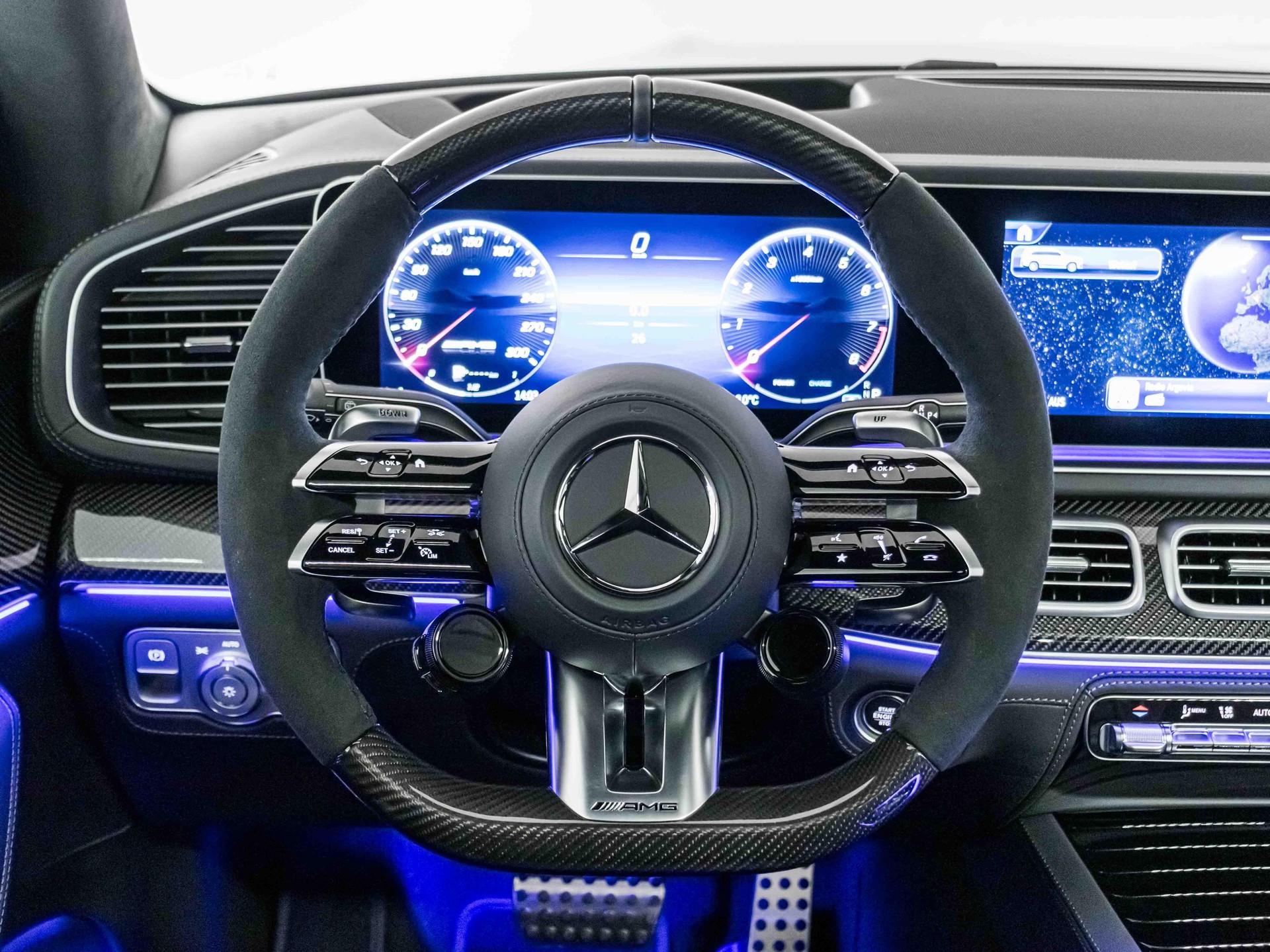 MERCEDES-BENZ GLS 63 AMG 4MATIC+-image-10