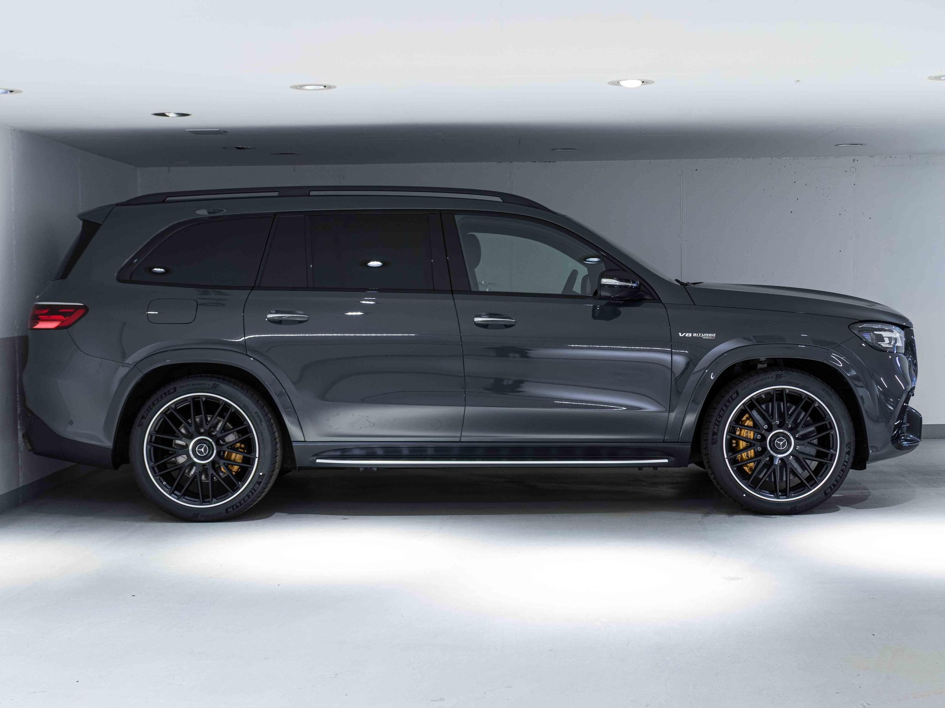 MERCEDES-BENZ GLS 63 AMG 4MATIC+-image-1