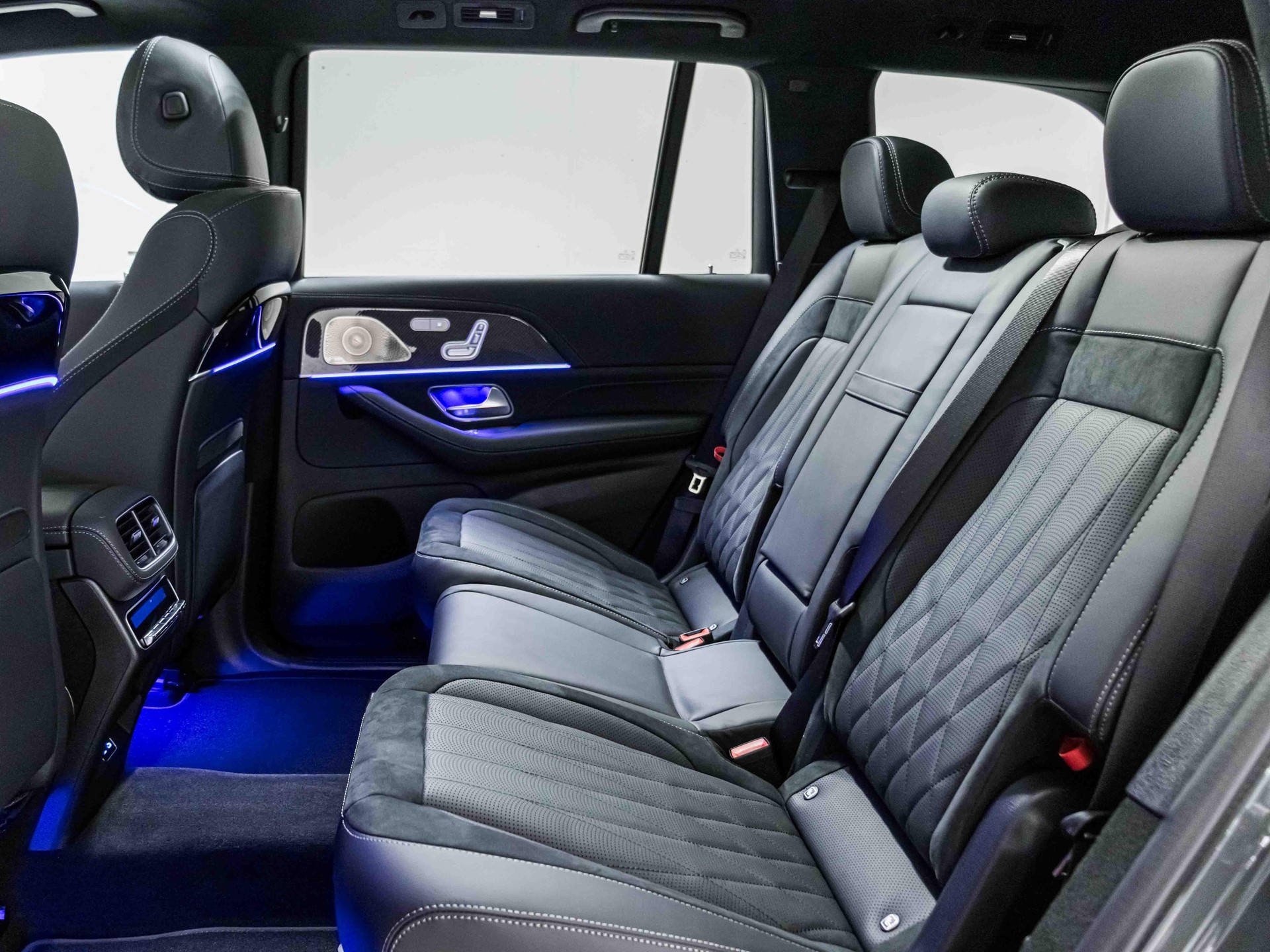 MERCEDES-BENZ GLS 63 AMG 4MATIC+-image-7