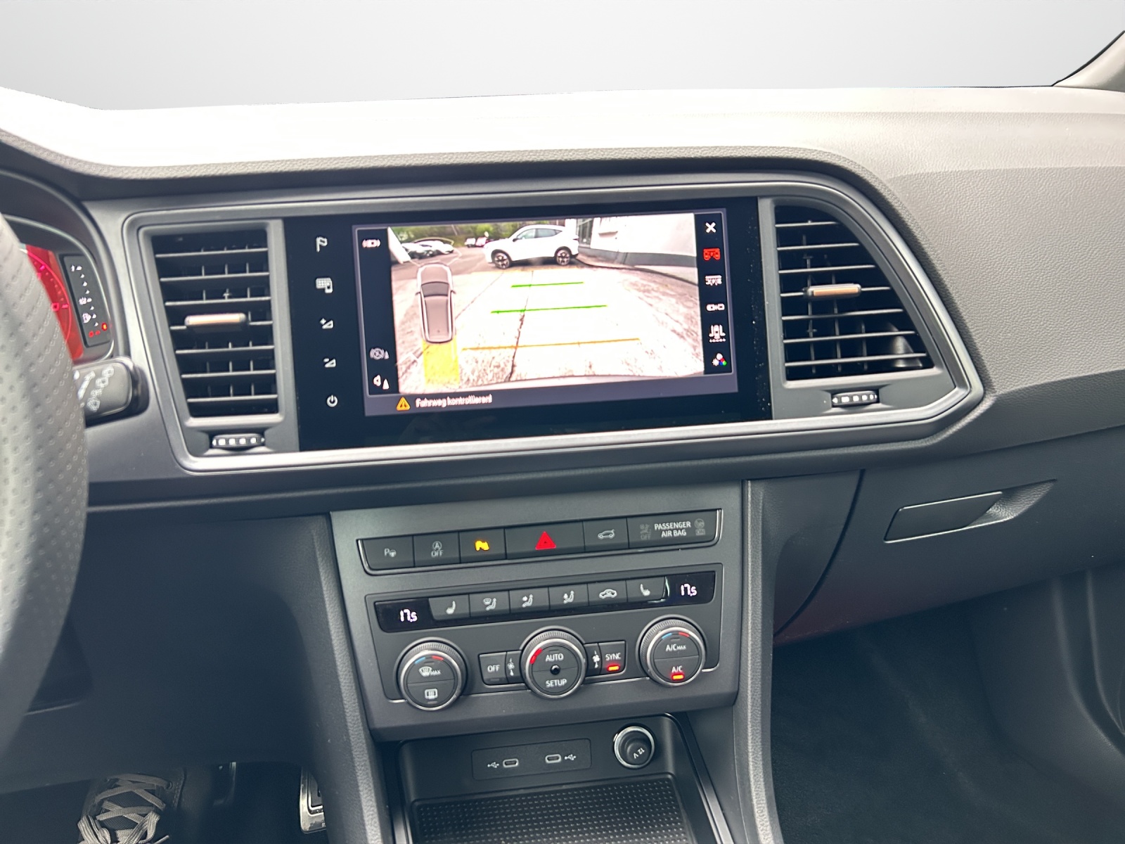 SEAT Ateca 1.5TSI Inicio DSG-image-7