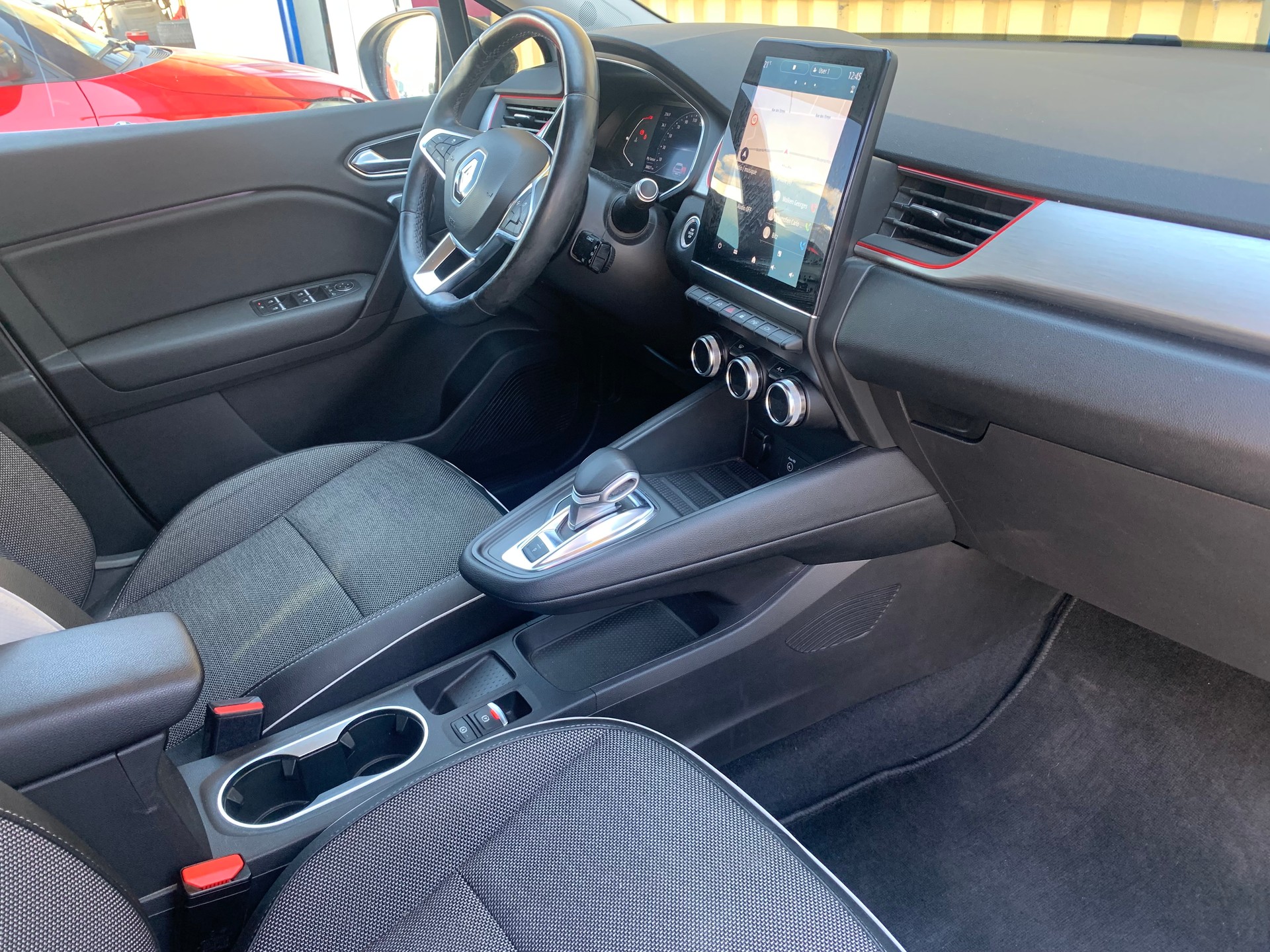 RENAULT Captur 1.3 TCe EDC Intens EDC-image-14