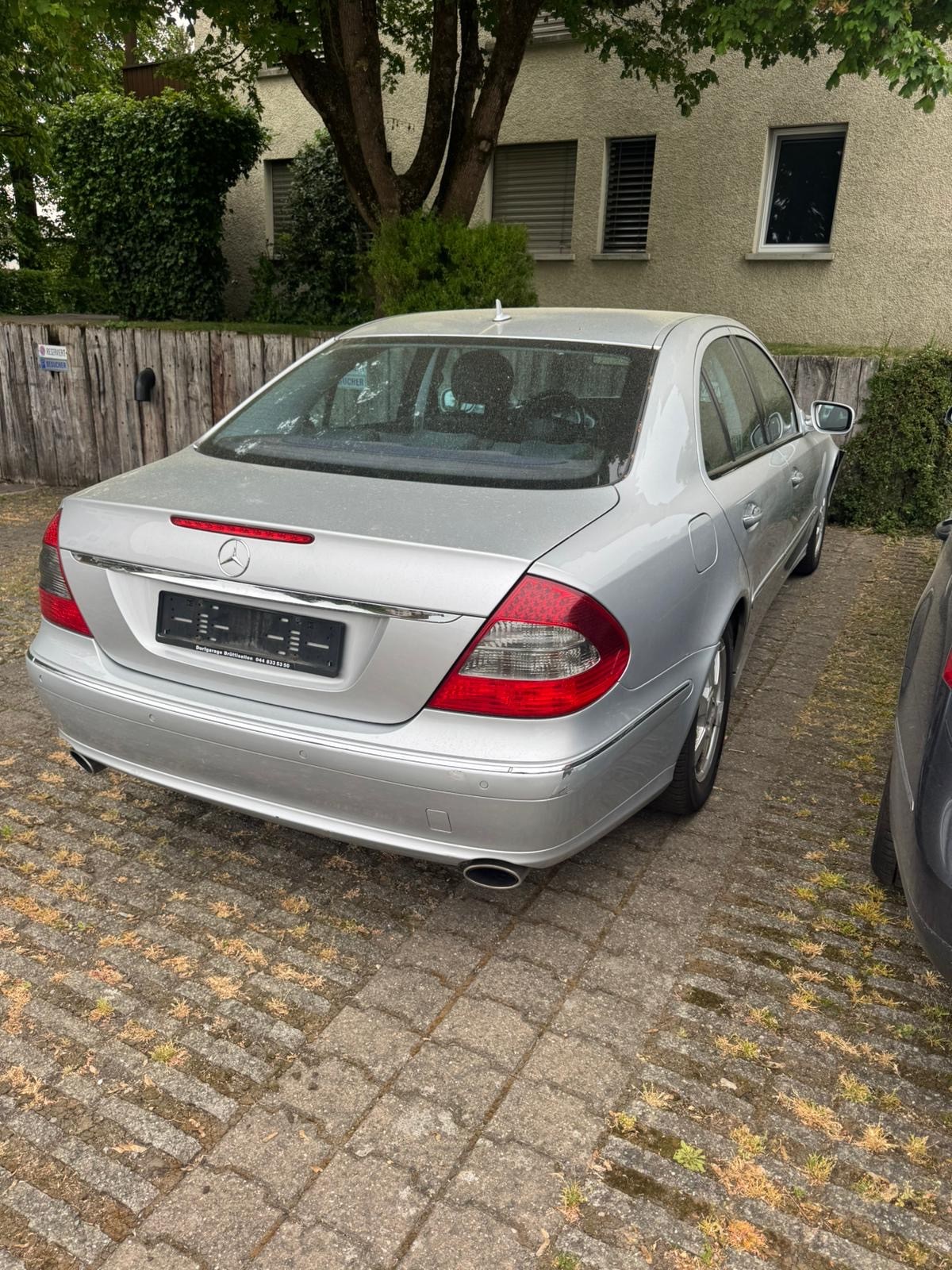 MERCEDES-BENZ E 280-image-9