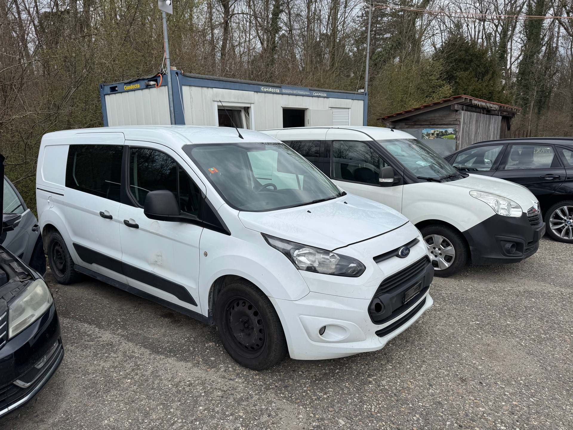 FORD TRANSIT CONNECT-image-1