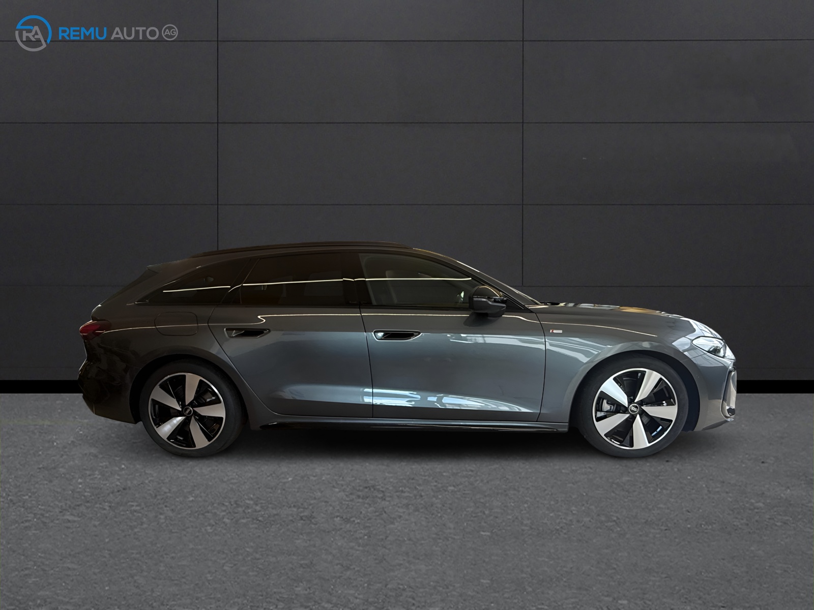 AUDI A5 2.0 40 TDI S LINE PLUS AVANT S TRONIC-showroom-element-1
