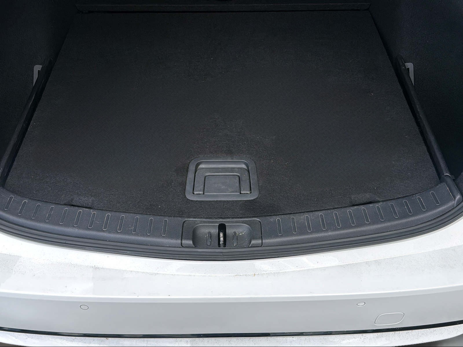 TOYOTA Corolla Touring Sports 1.8 HSD Comfort e-CVT-image-15