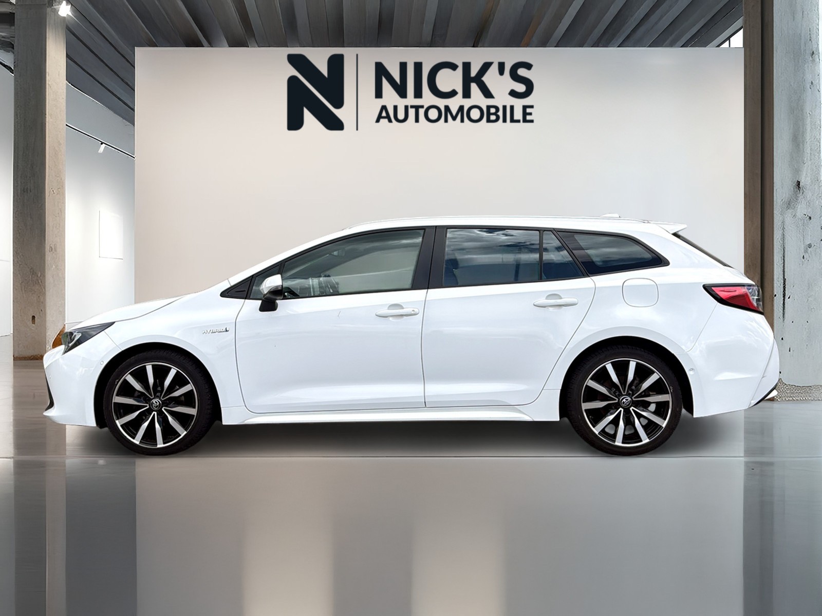 TOYOTA Corolla Touring Sports 1.8 HSD Comfort e-CVT-showroom-element-3