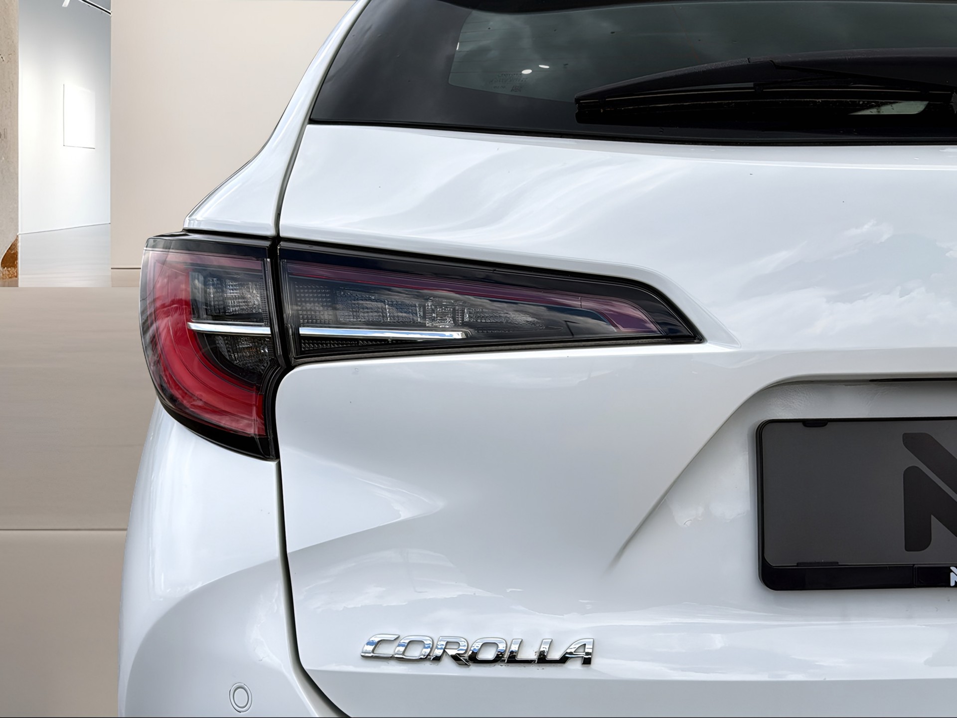 TOYOTA Corolla Touring Sports 1.8 HSD Comfort e-CVT-image-6