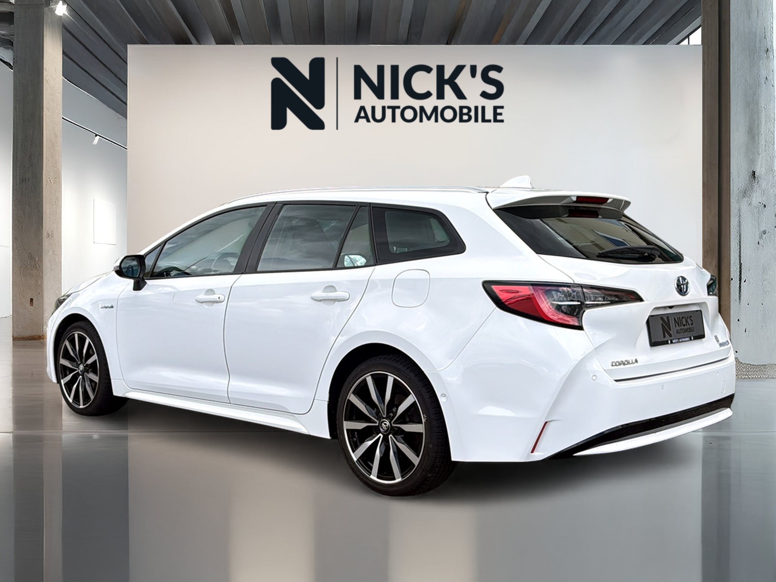 TOYOTA Corolla Touring Sports 1.8 HSD Comfort e-CVT-image-5