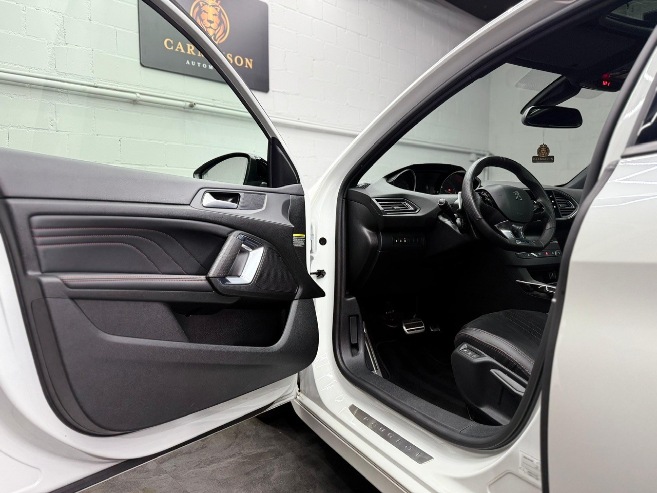 PEUGEOT 308 2.0 BlueHDI GT EAT8 | Facelift | GT | CH-Fahrzeug-image-10