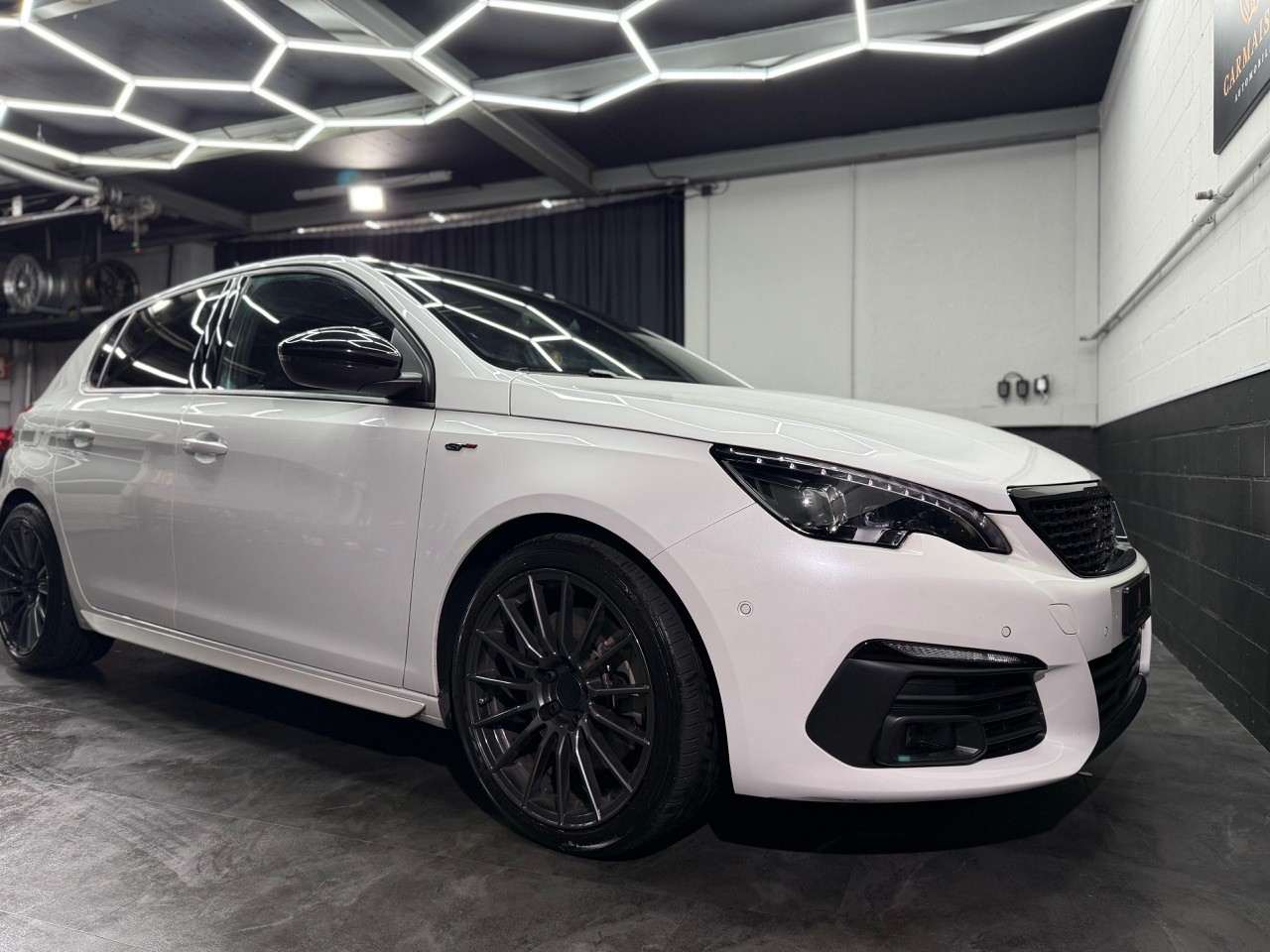 PEUGEOT 308 2.0 BlueHDI GT EAT8 | Facelift | GT | CH-Fahrzeug-image-9
