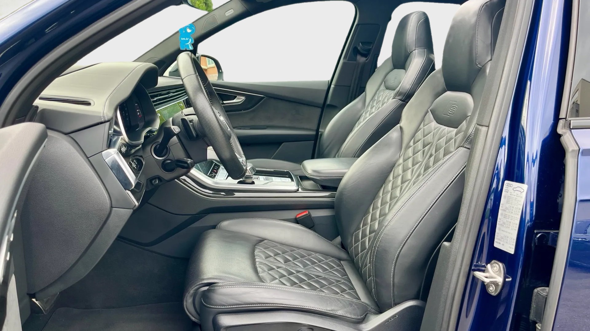 AUDI Q7 50 TDI quattro S Line tiptronic-image-8