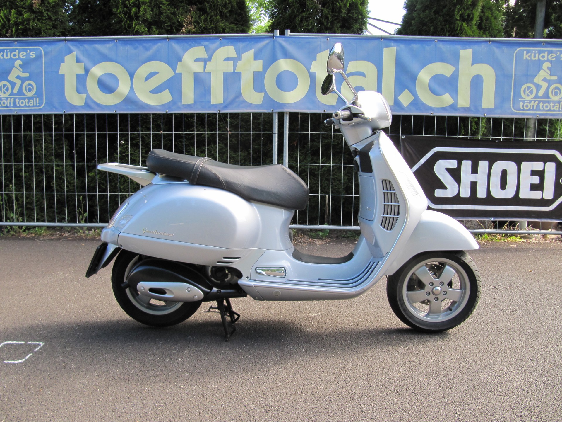 PIAGGIO Vespa 200 GT-image-1