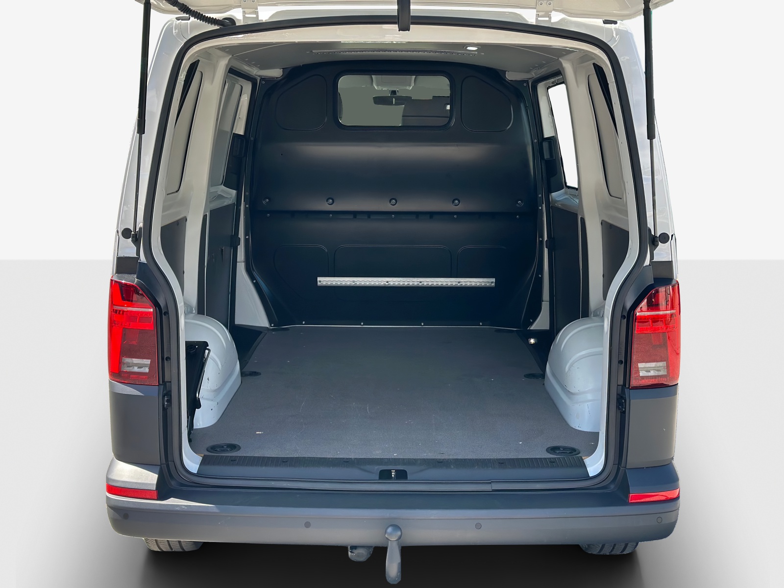 VW T6.1 2.0 TDI 4Motion DSG-image-12
