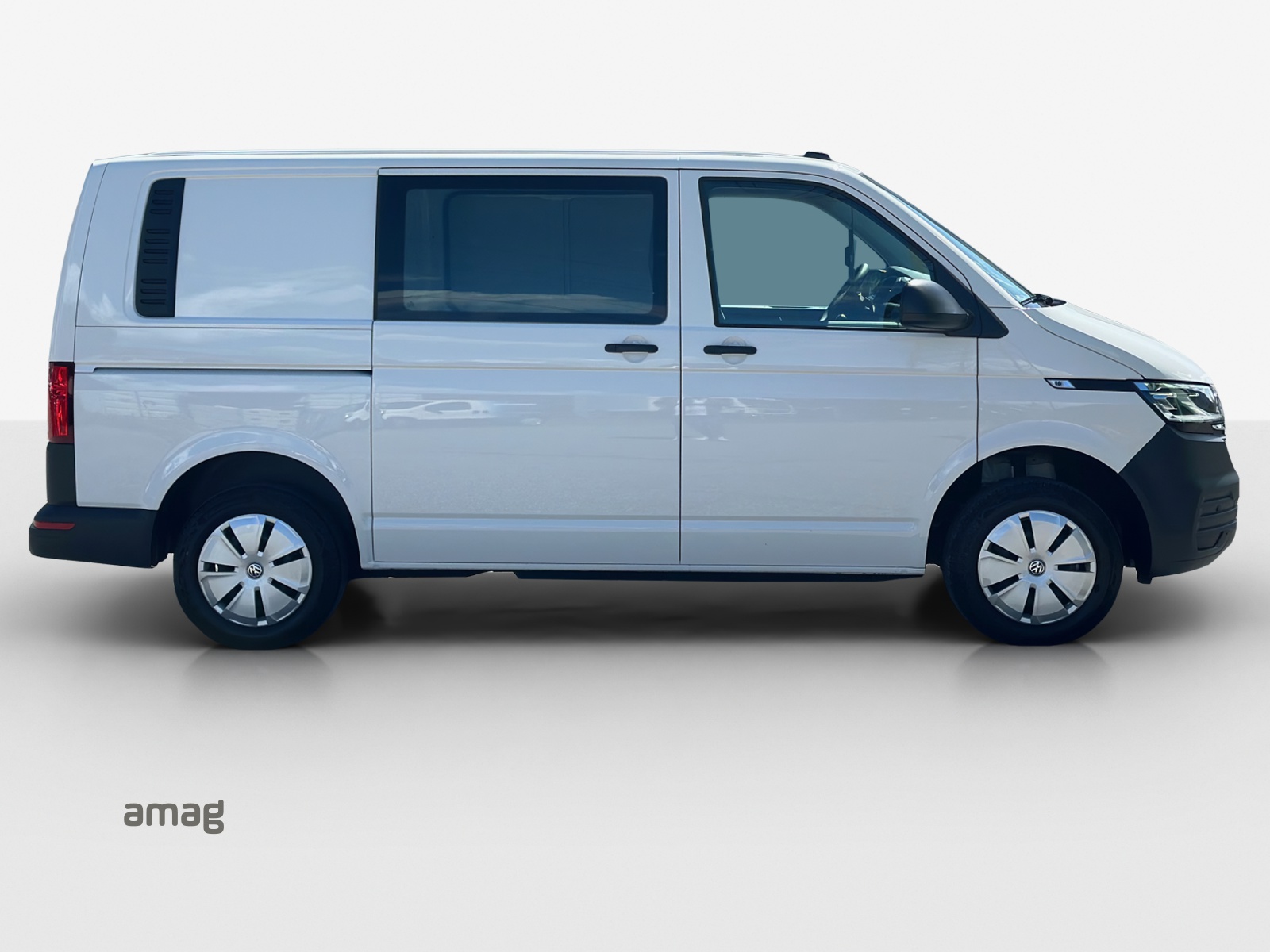 VW T6.1 2.0 TDI 4Motion DSG-image-13