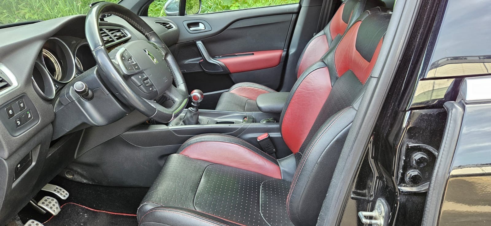 DS AUTOMOBILES DS4 1.6 THP Sport Chic-image-1