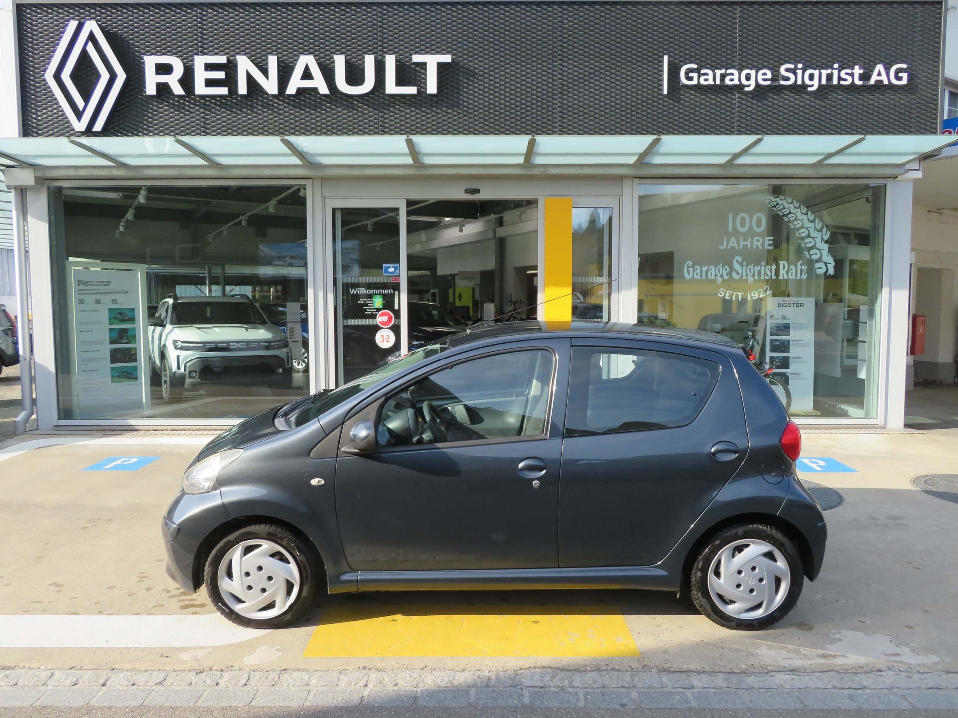 TOYOTA Aygo 1.0 VVT-i Linea Luna MM-image-0