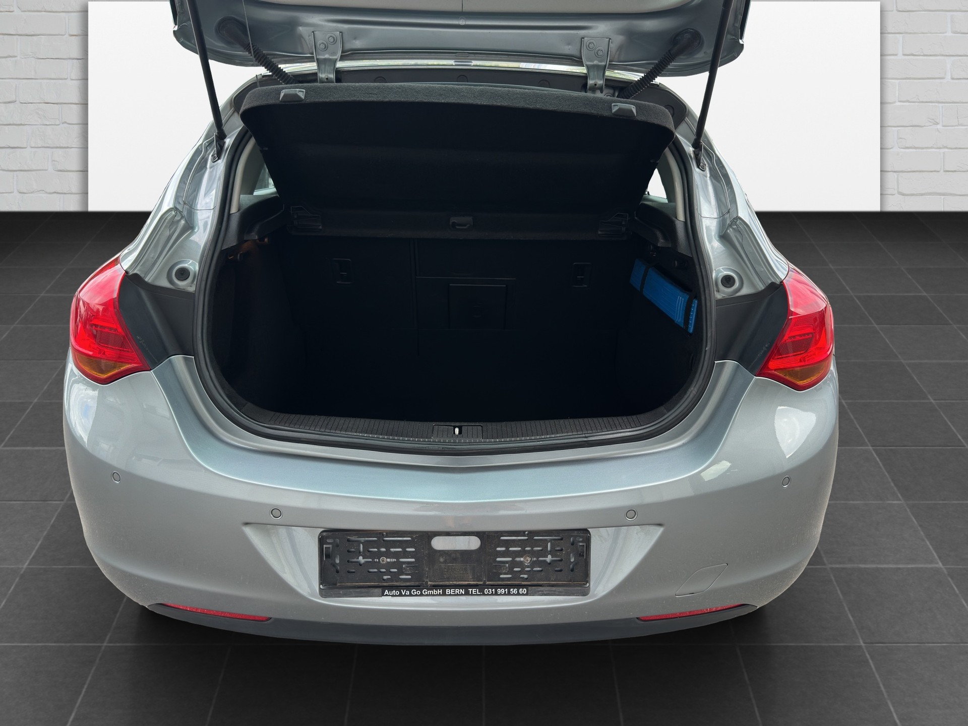 OPEL Astra 1.6i 16V Automatic-image-14