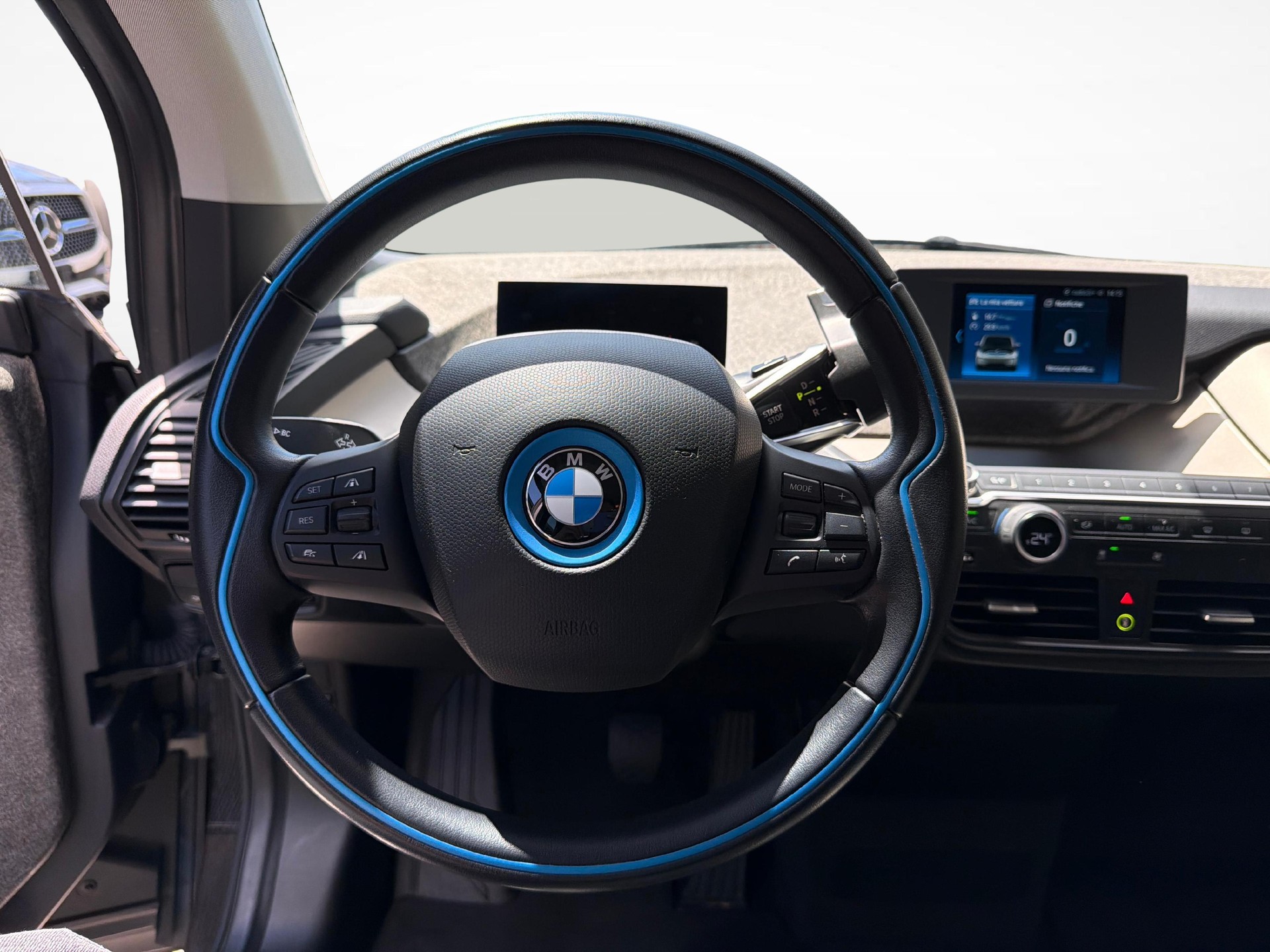 BMW i3 120 Ah-image-16