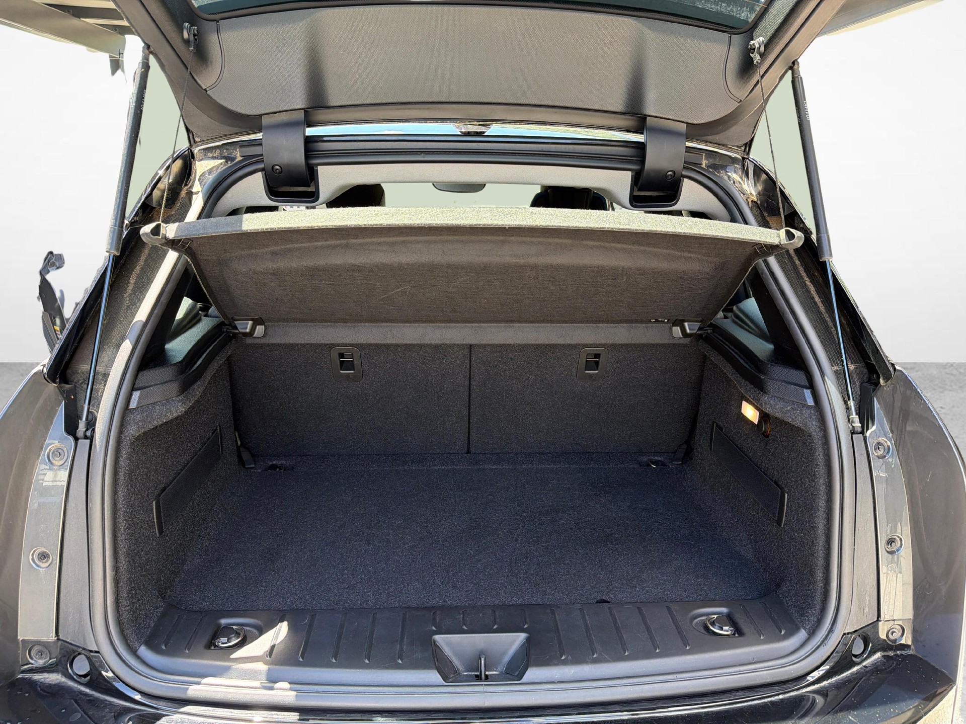BMW i3 120 Ah-image-21