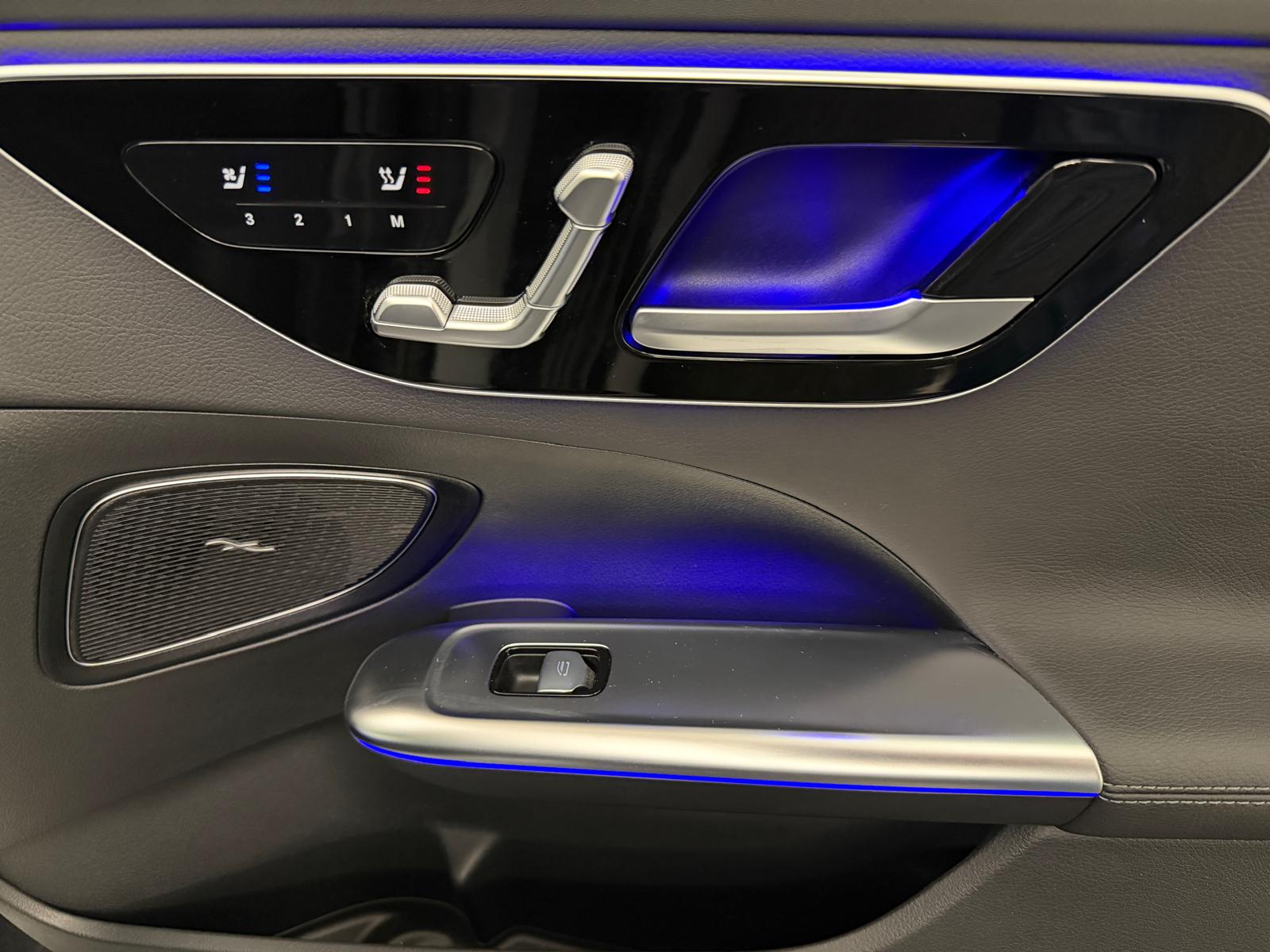 MERCEDES-BENZ C 220 d T 4Matic AMG Line-image-27