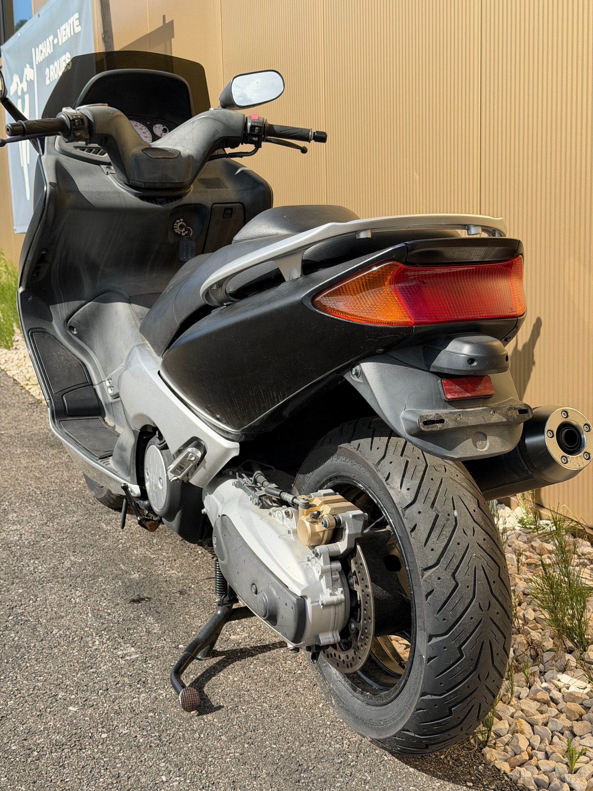 YAMAHA T-MAX XP 500-image-12