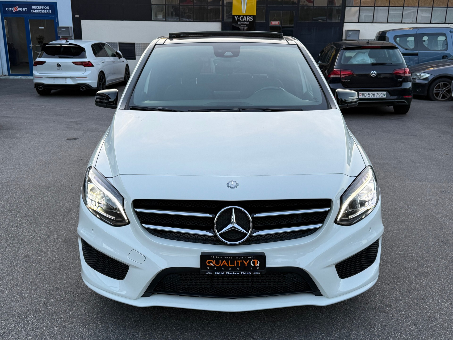 MERCEDES-BENZ B 220 AMG Line 4Matic 7G-DCT-image-2