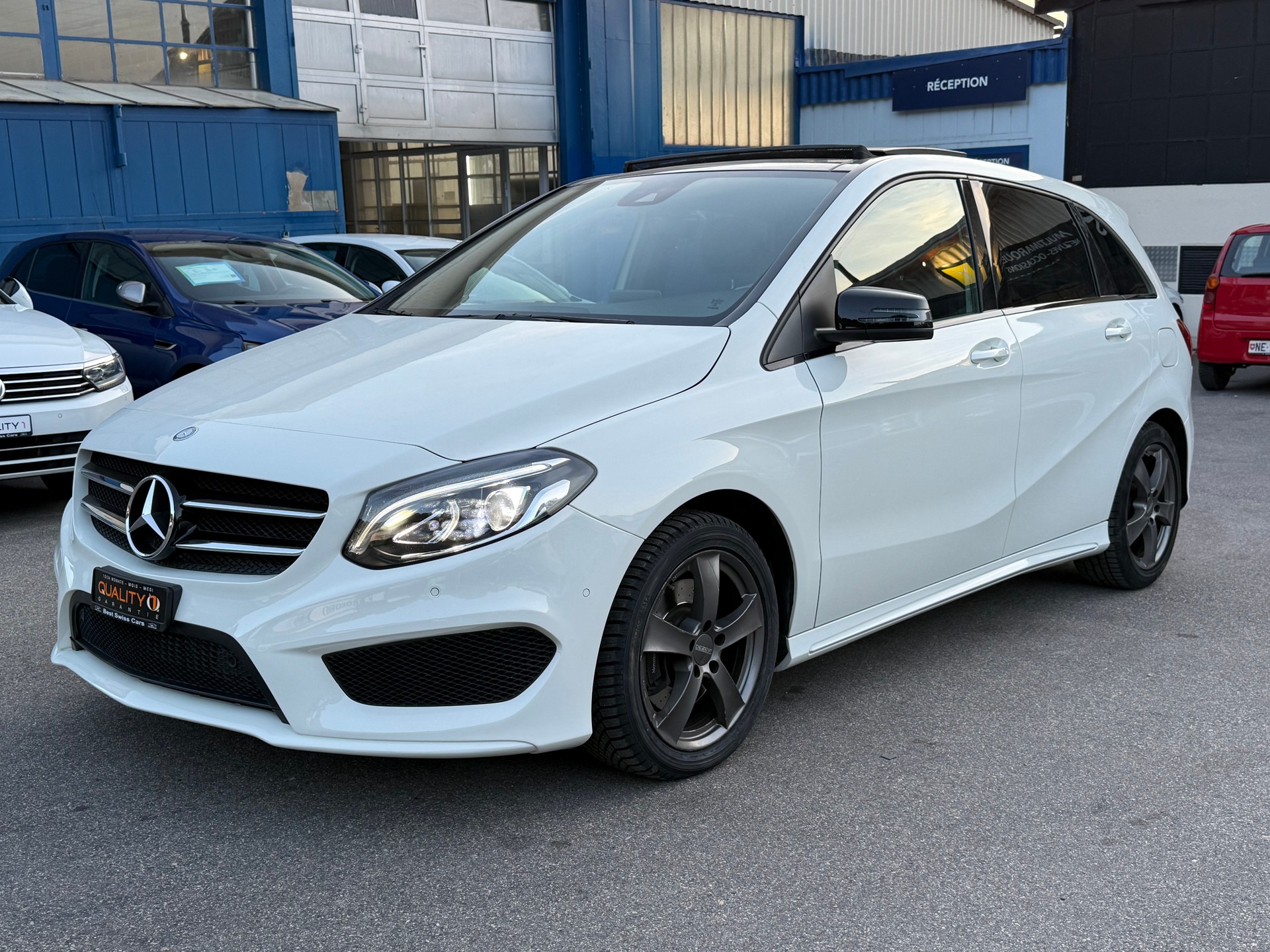 MERCEDES-BENZ B 220 AMG Line 4Matic 7G-DCT-image-0