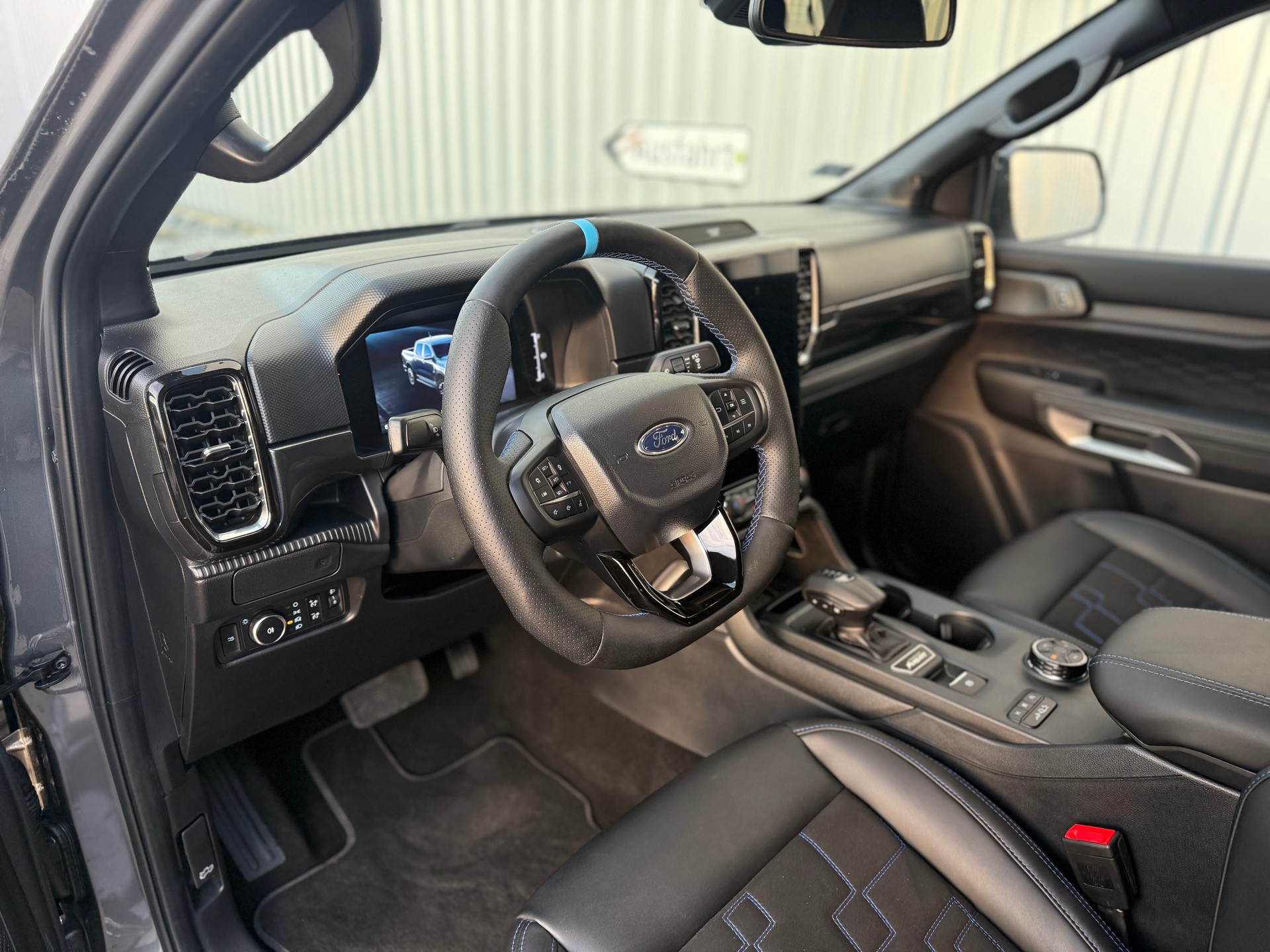 FORD Ranger MS/RT Wildtrak 3.0 Eco Blue e-4WD Automat-image-9