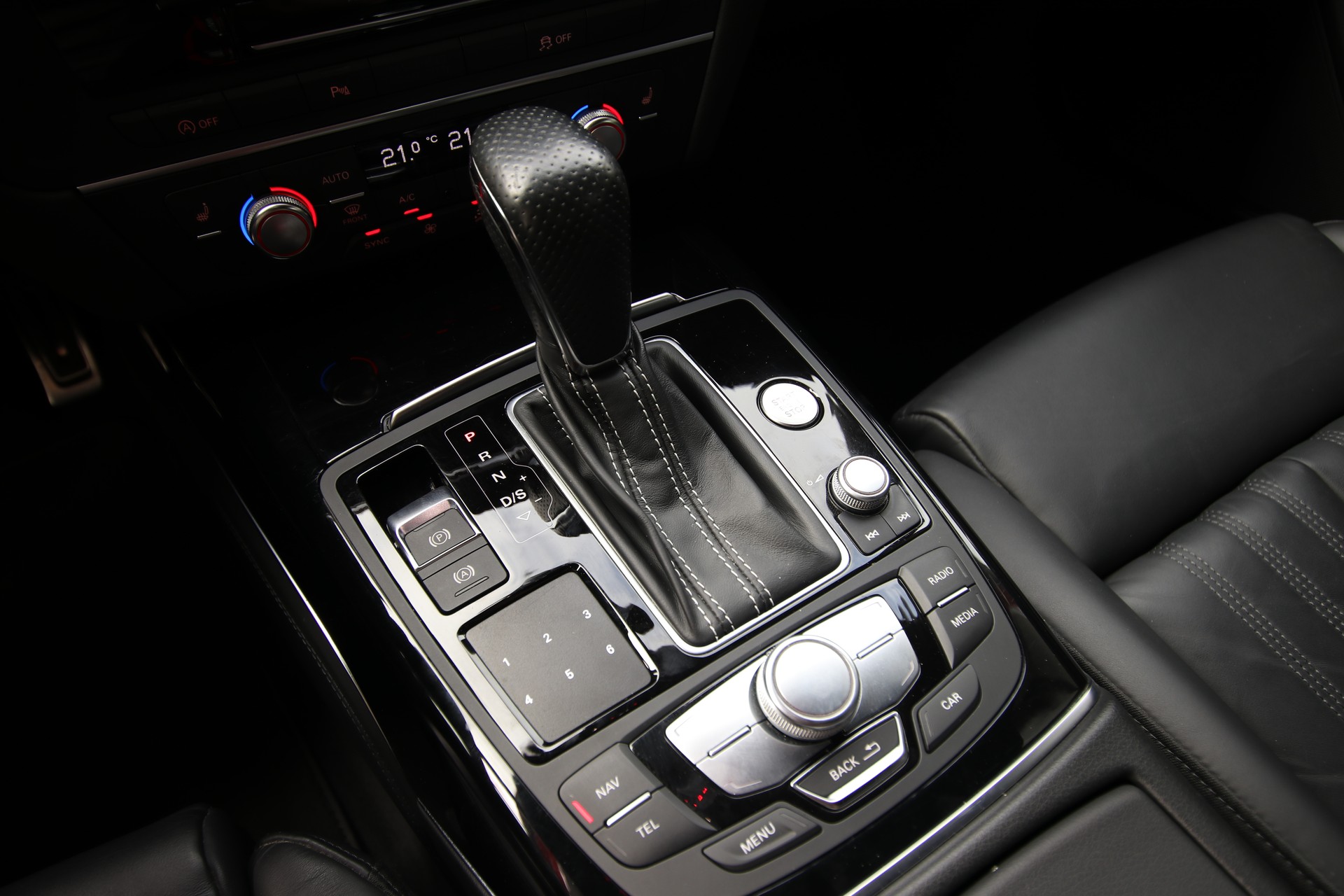 AUDI A6 Avant 3.0 BiTDI V6 qu. competition tiptronic-image-23