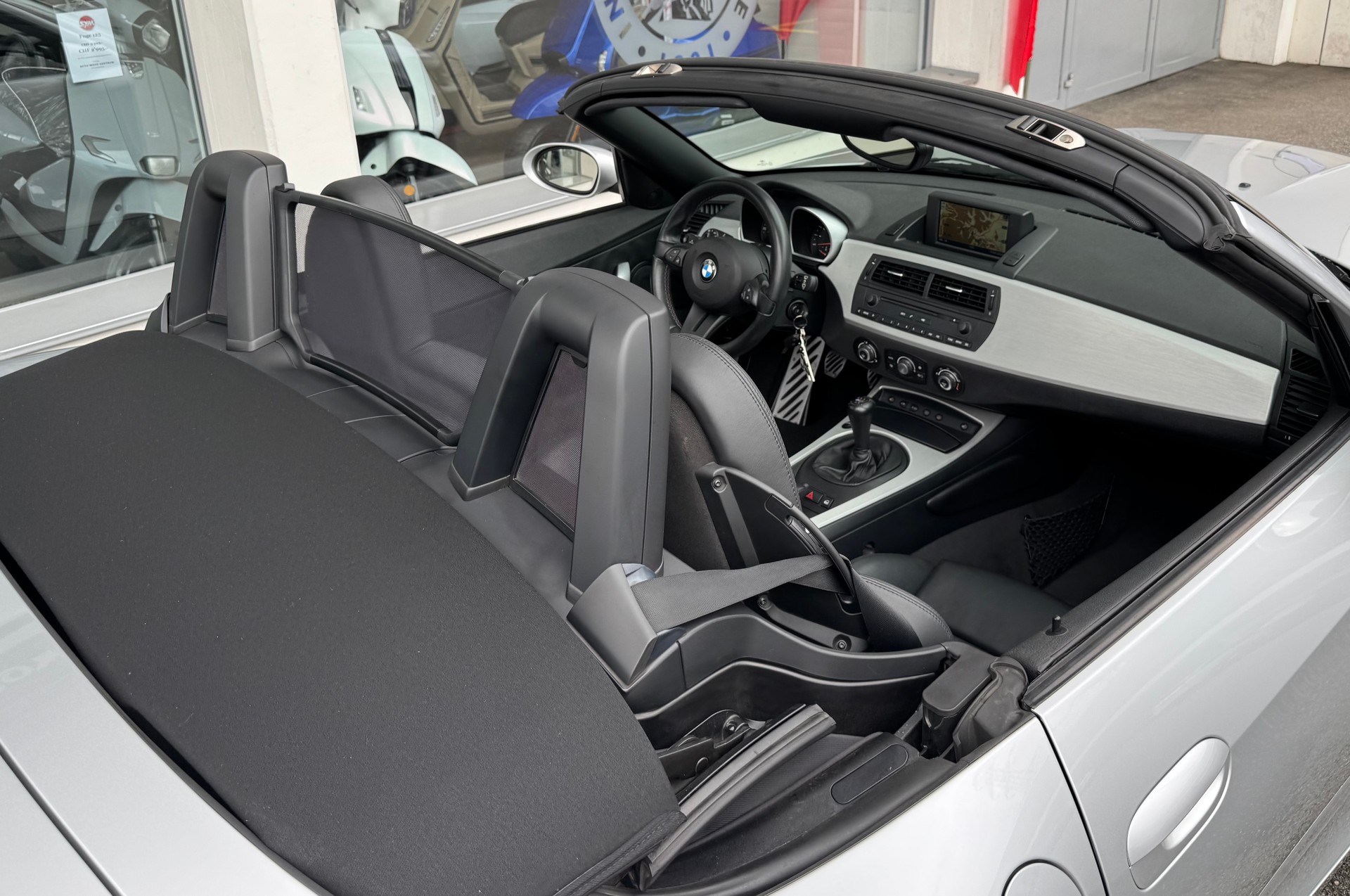 BMW Z4 M Roadster-image-5