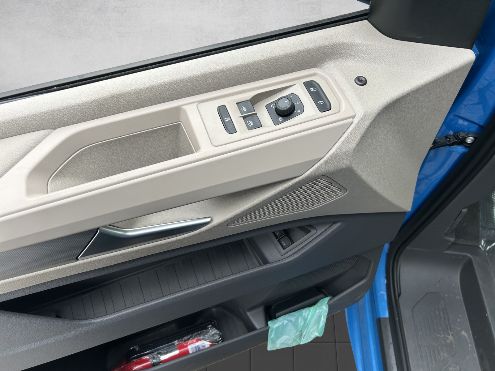 VW California eHybrid Beach 4Motion * 5 Sitzer *-image-16