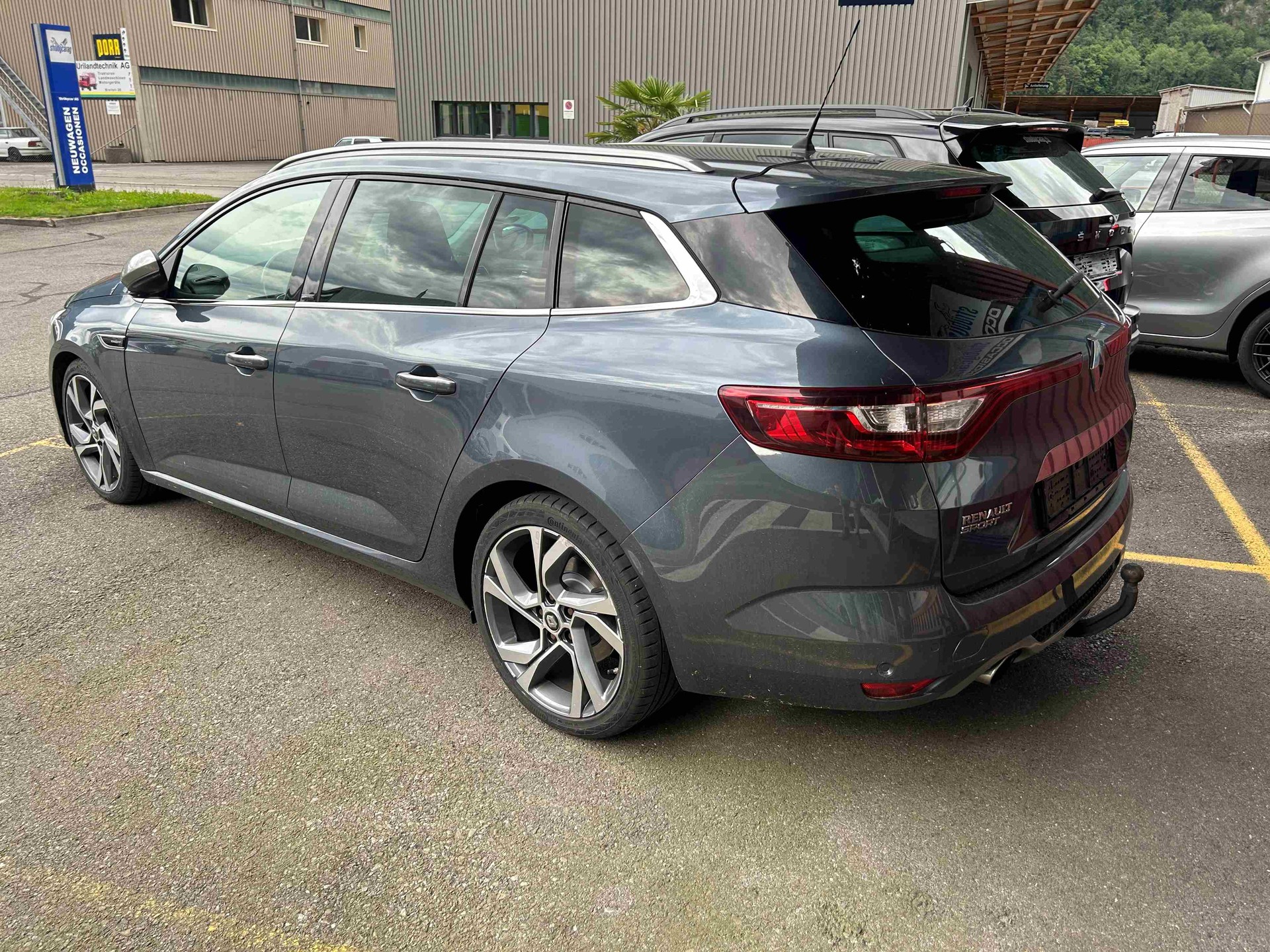 RENAULT Mégane Grandtour 1.6 16V Turbo GT EDC-image-4