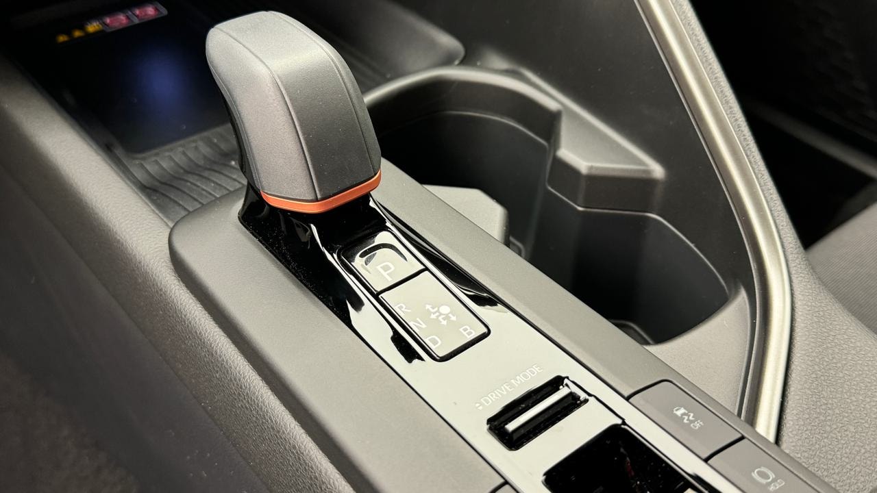 TOYOTA C-HR 2.0 HSD CVT Sport-image-10