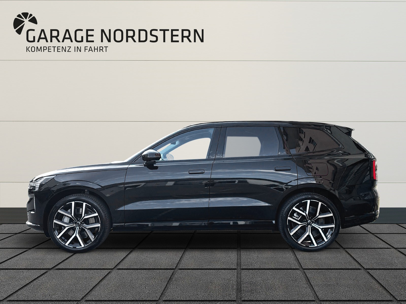 VOLVO EX90 Twin Ultra AWD-image-1