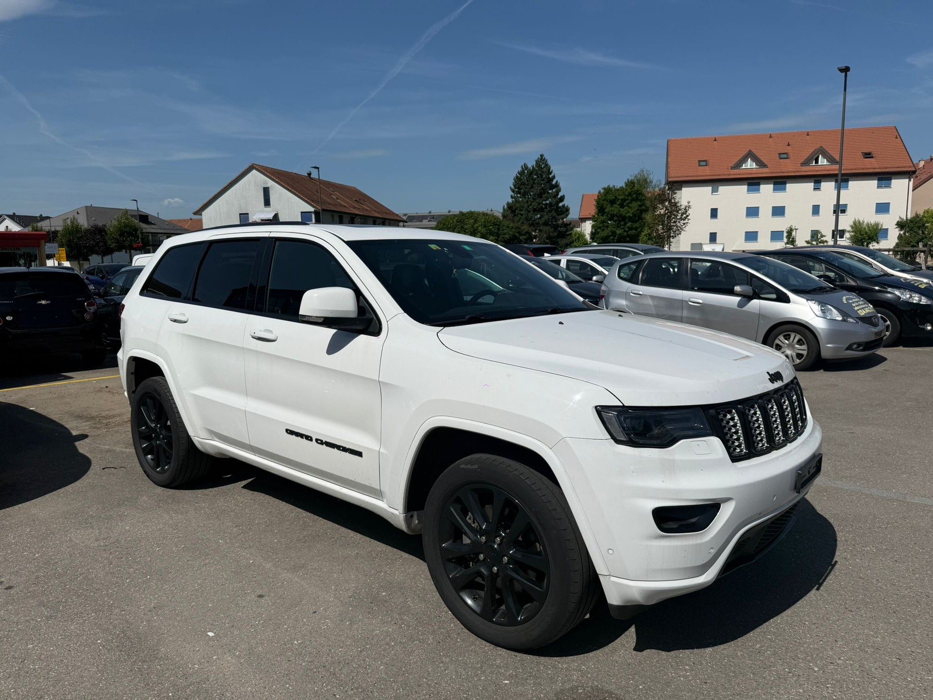 JEEP Grand Cherokee 3.0 CRD Summit Automatic-image-1