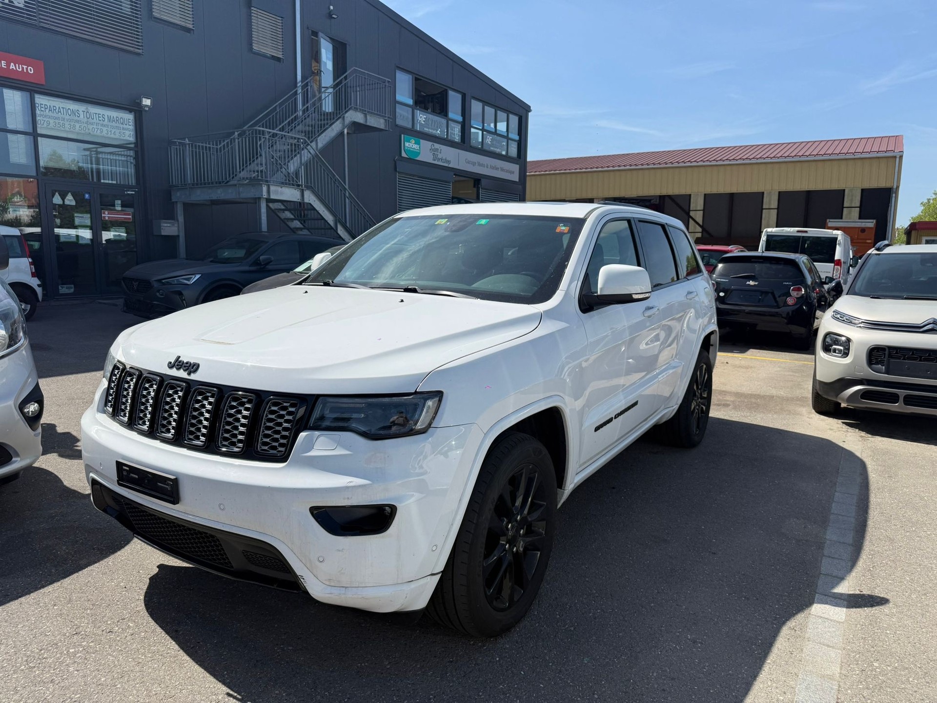 JEEP Grand Cherokee 3.0 CRD Summit Automatic-image-9