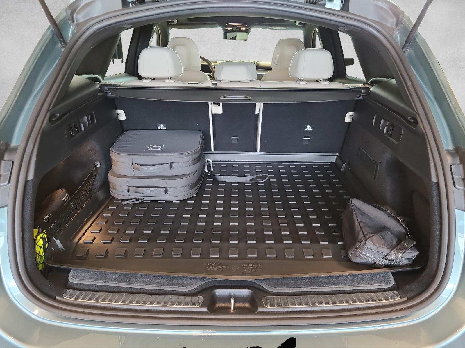 MERCEDES-BENZ GLC 400 e 4Matic 9G-Tronic-image-13