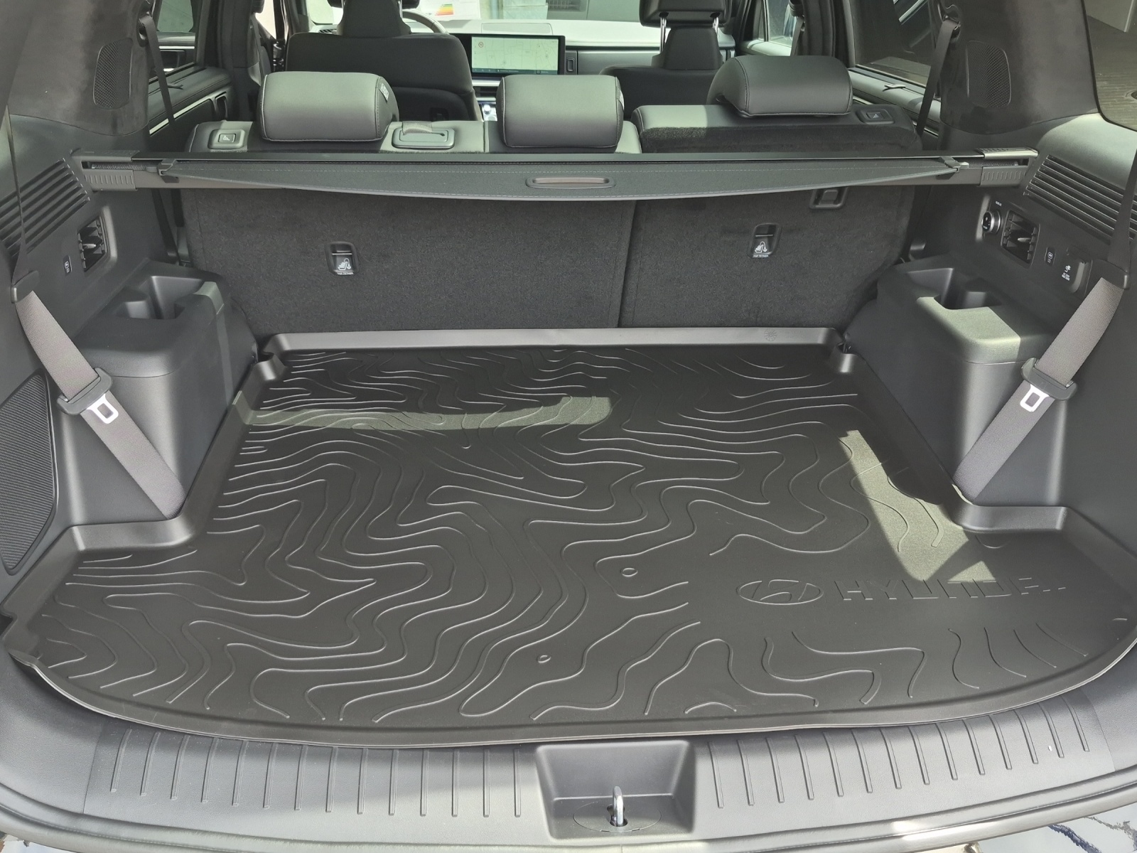 HYUNDAI Santa Fe 1.6 T-GDi HEV Calligr 7 Plätzer-image-9